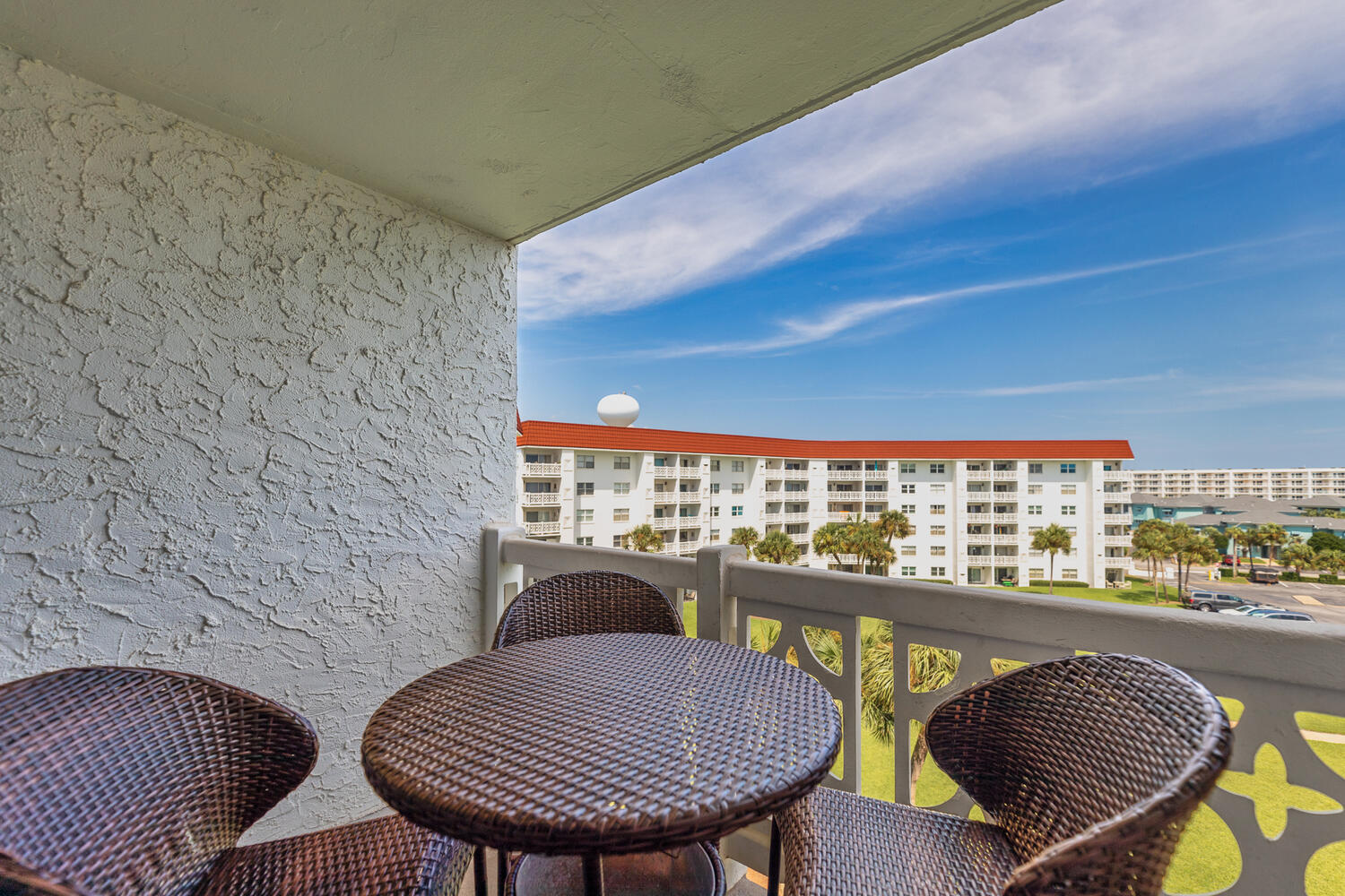 EL MATADOR CONDO - Residential