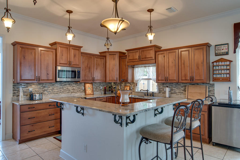 BRIDGEPORT COLONY - Residential