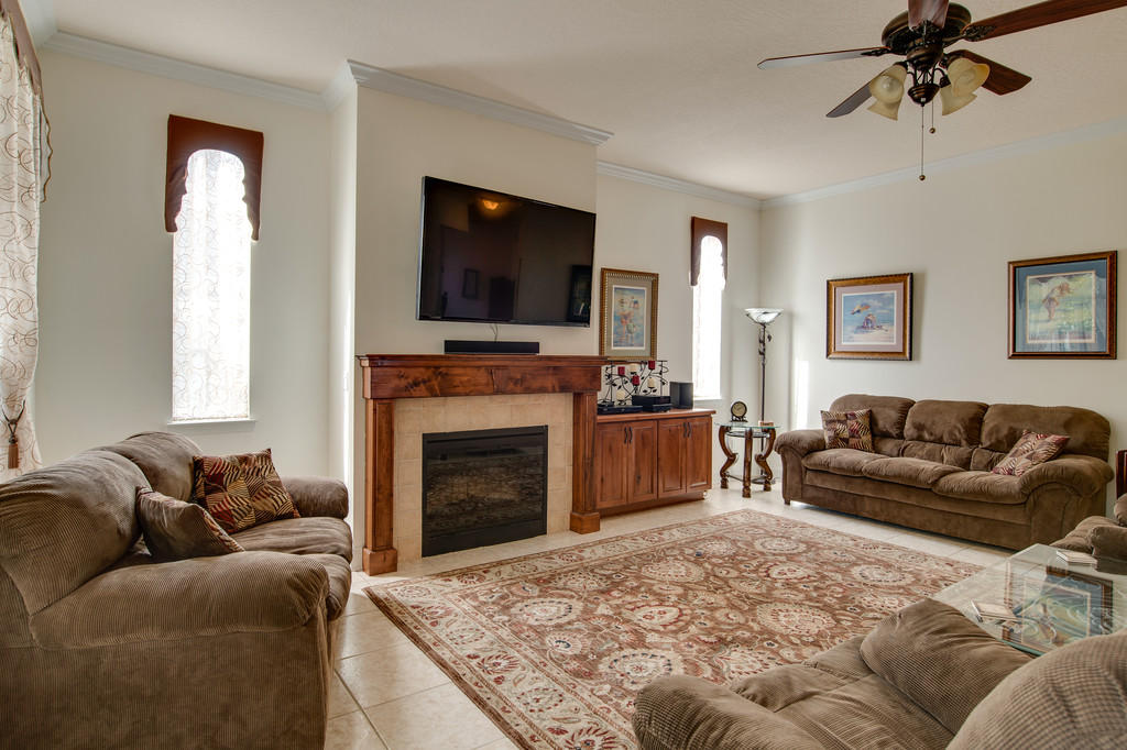 BRIDGEPORT COLONY - Residential