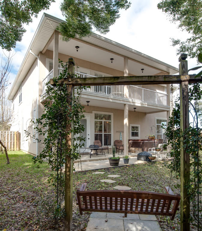 BRIDGEPORT COLONY - Residential