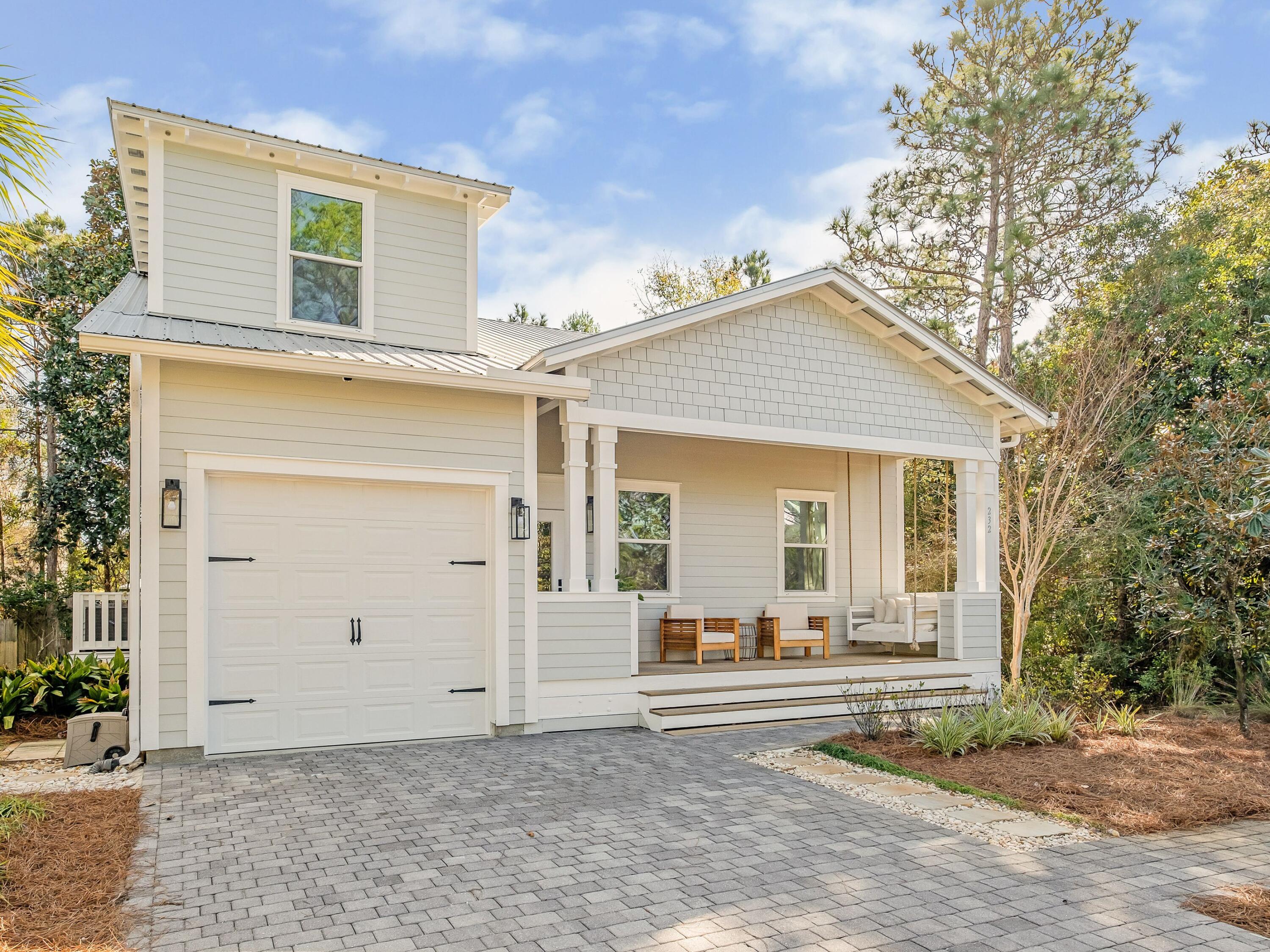 HIDDEN GROVE - Residential