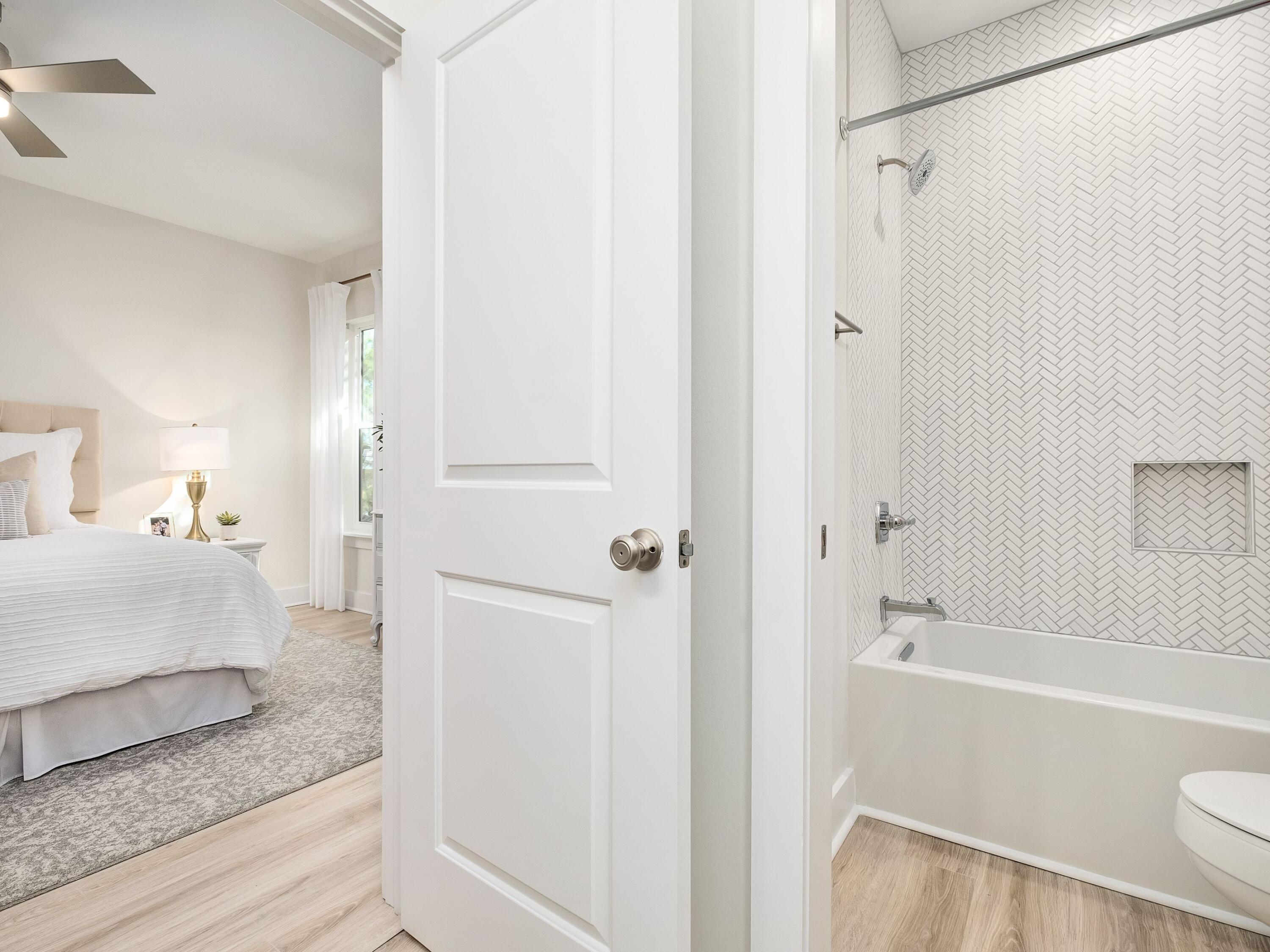 HIDDEN GROVE - Residential