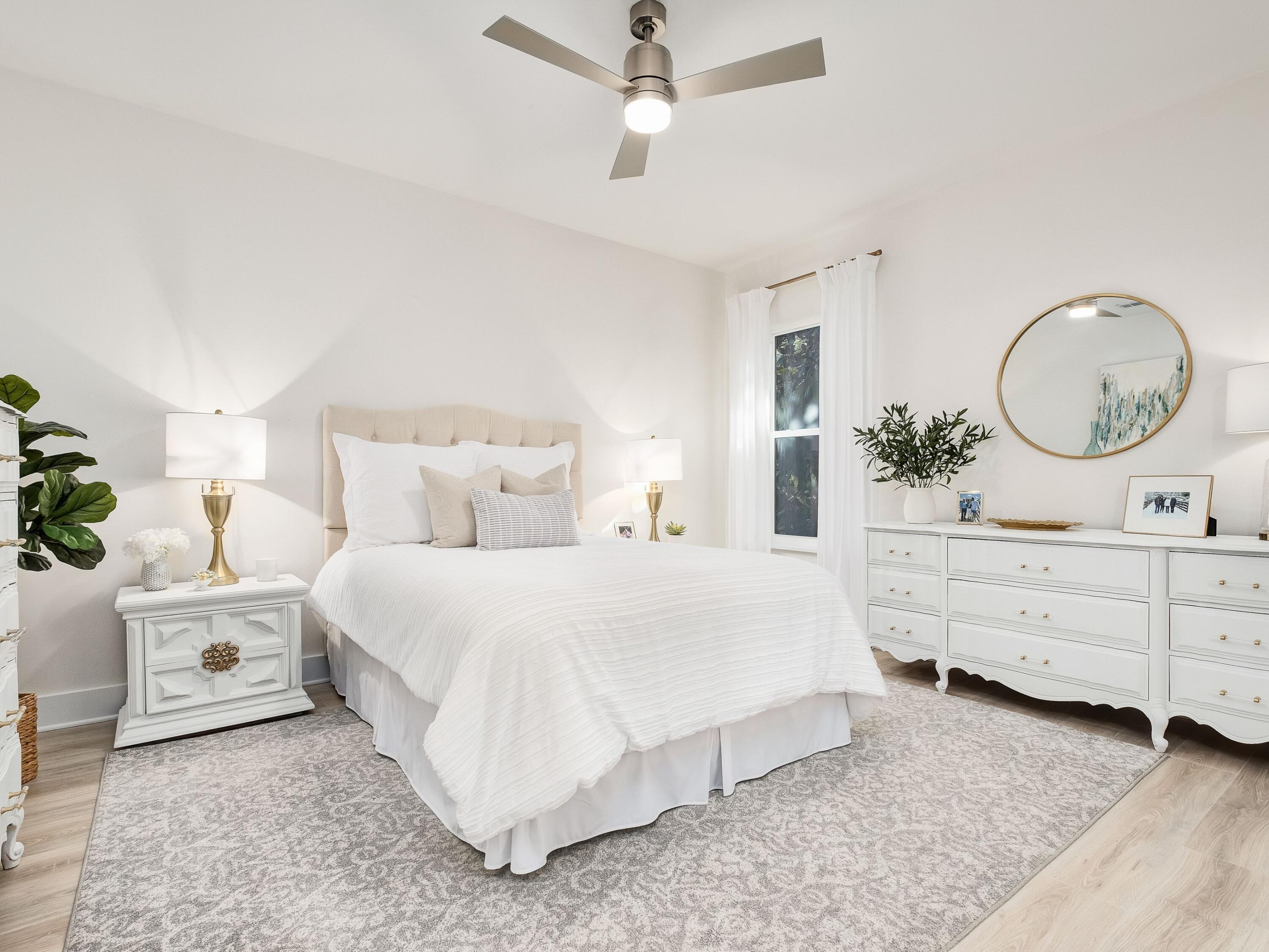 HIDDEN GROVE - Residential