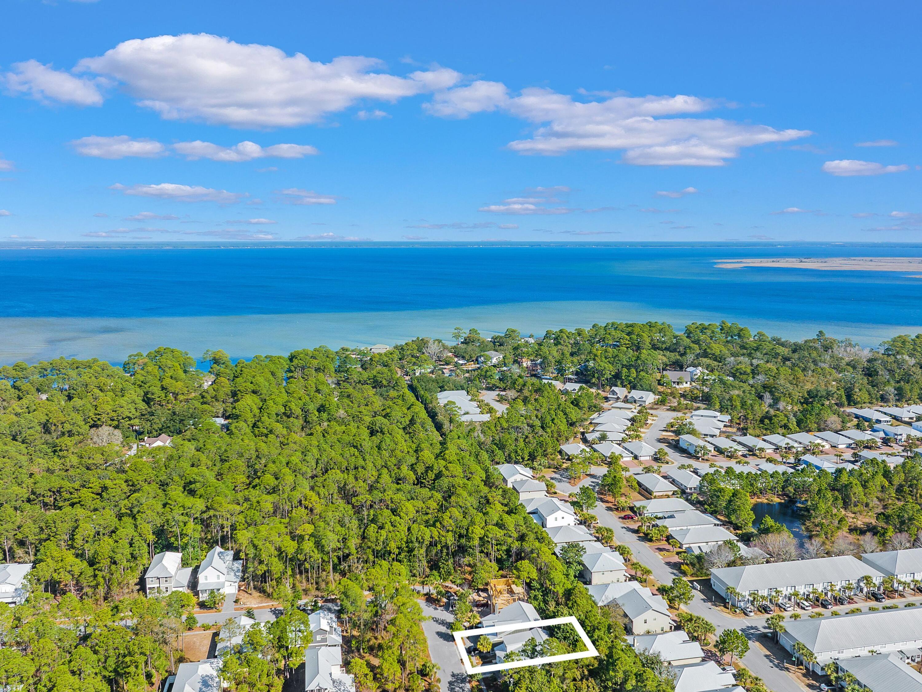 HIDDEN GROVE - Residential