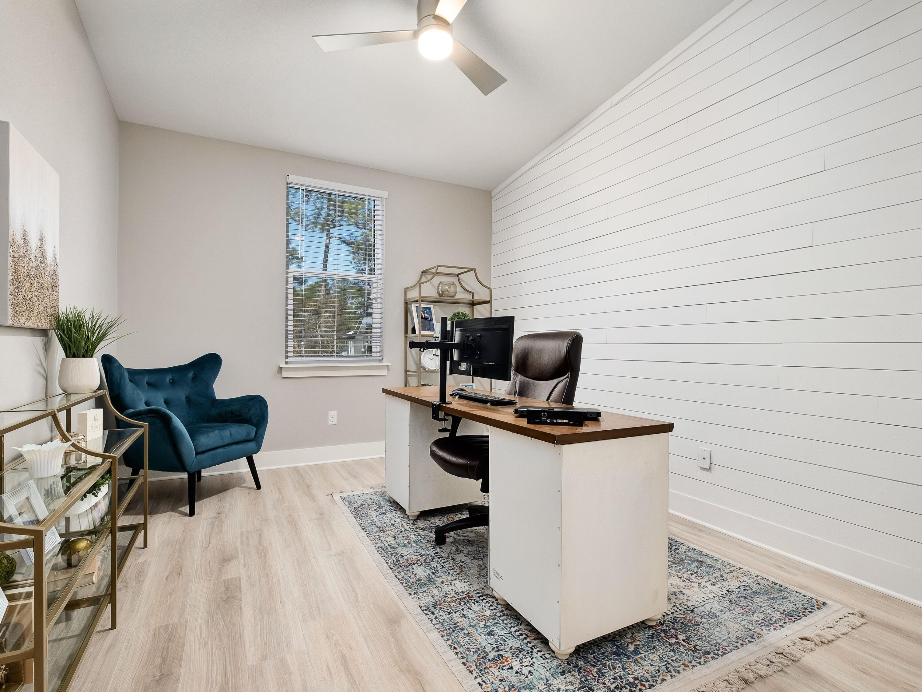 HIDDEN GROVE - Residential