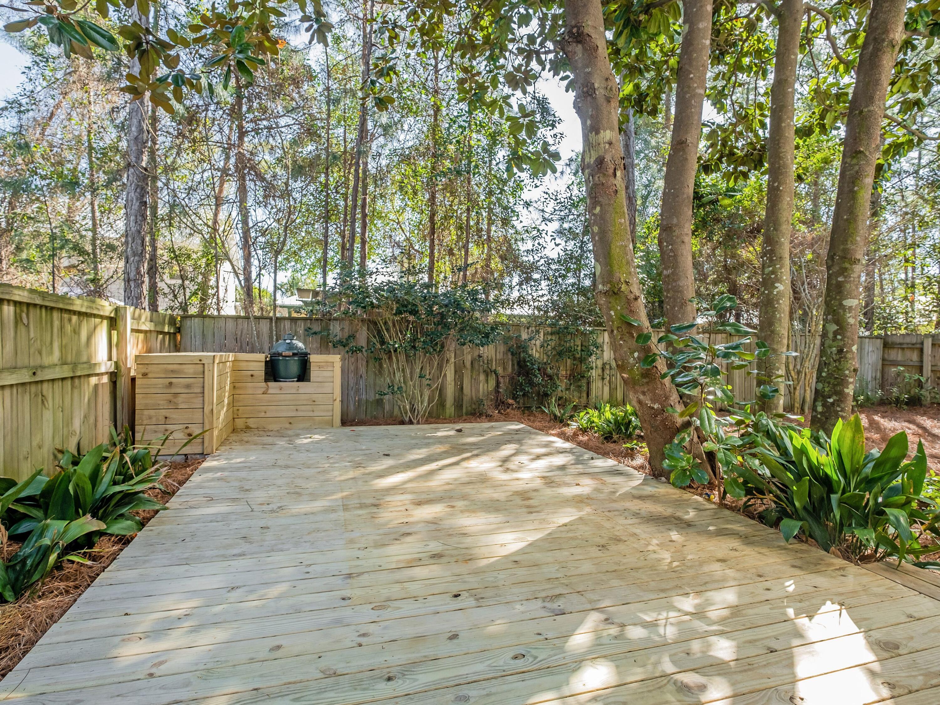 HIDDEN GROVE - Residential