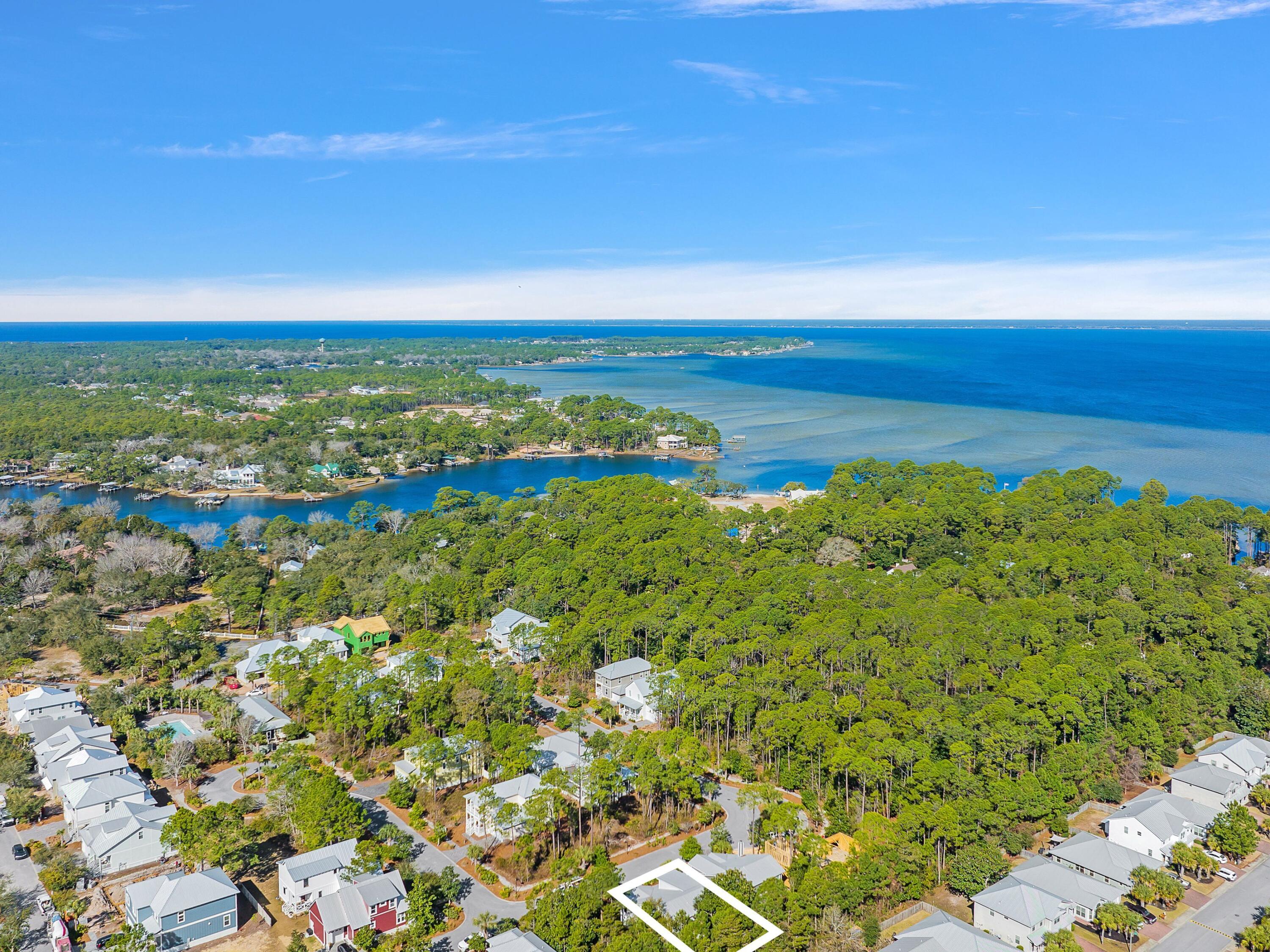 HIDDEN GROVE - Residential