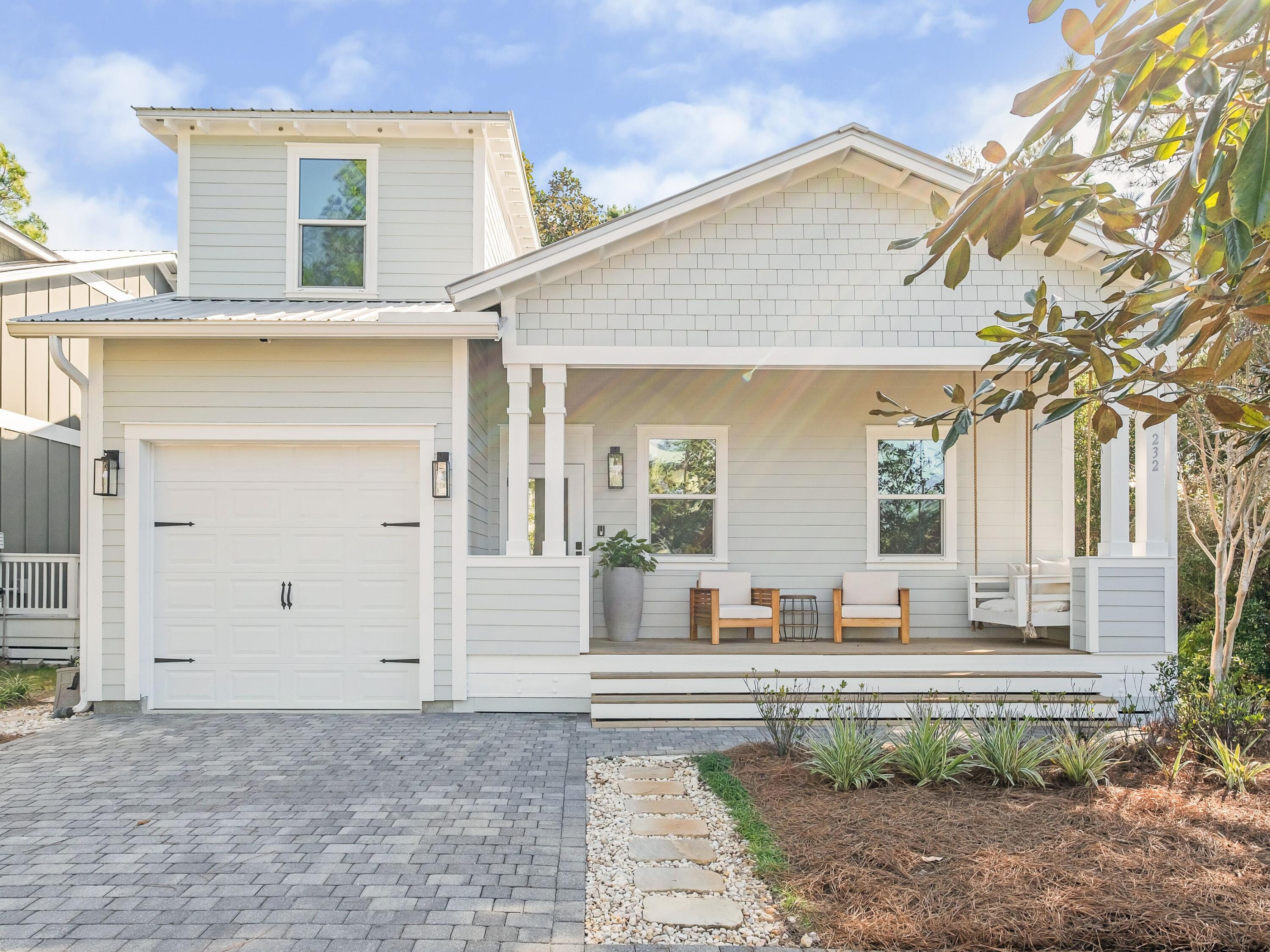 HIDDEN GROVE - Residential