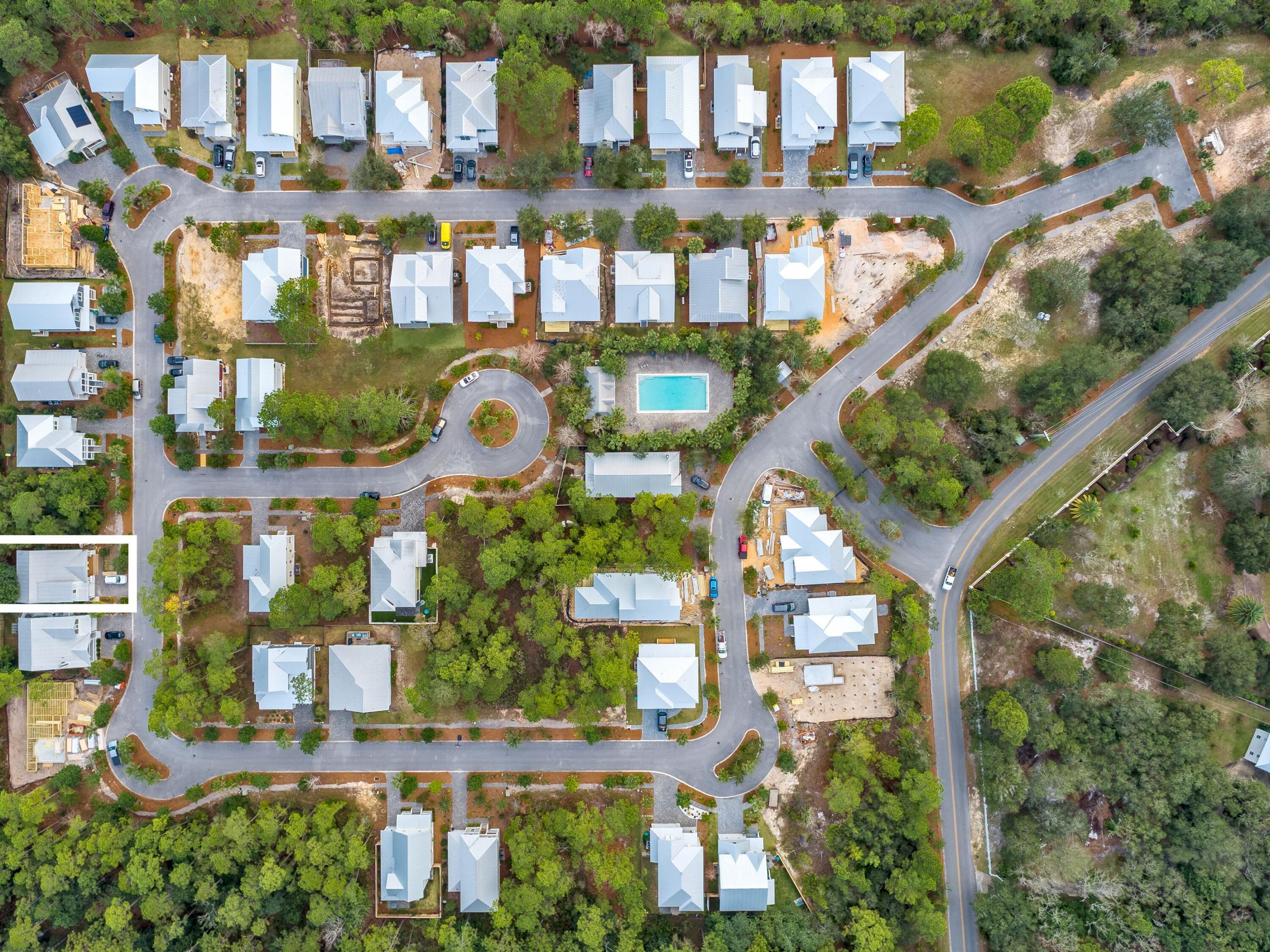 HIDDEN GROVE - Residential