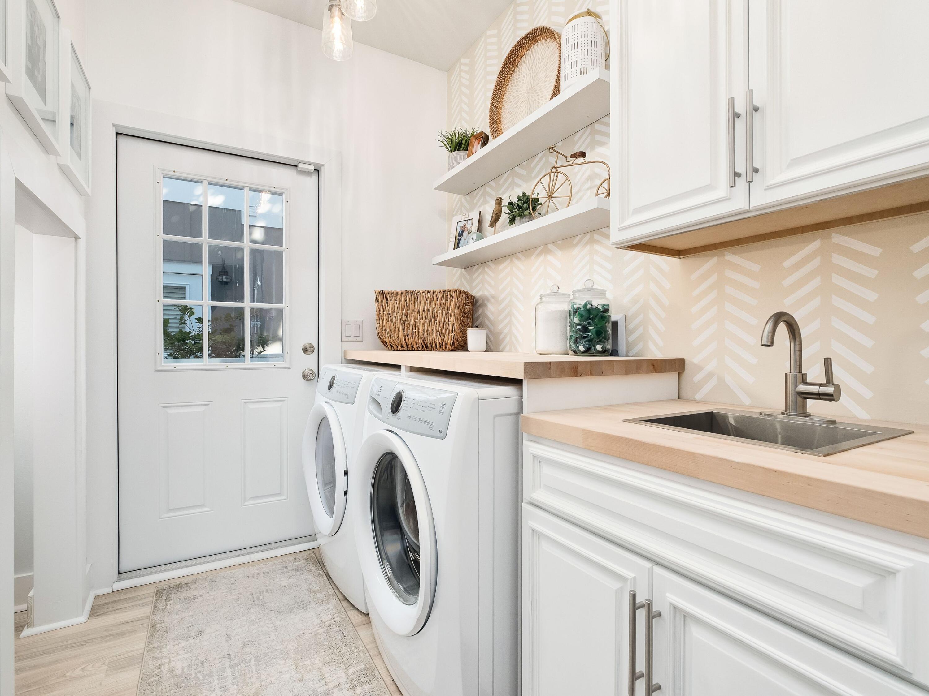 HIDDEN GROVE - Residential