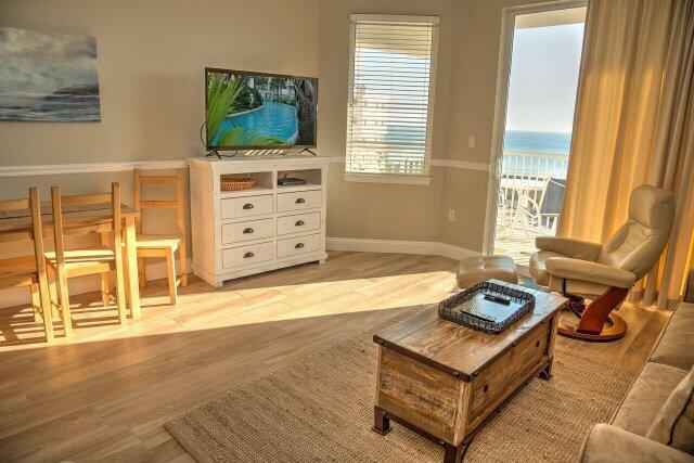 DESTIN WEST BEACH & BAY RESORT-GULFSIDE - Residential