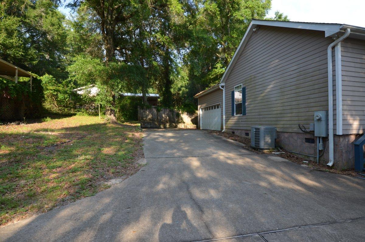 MCLAUGHLIN & HARRIS S/D - Residential