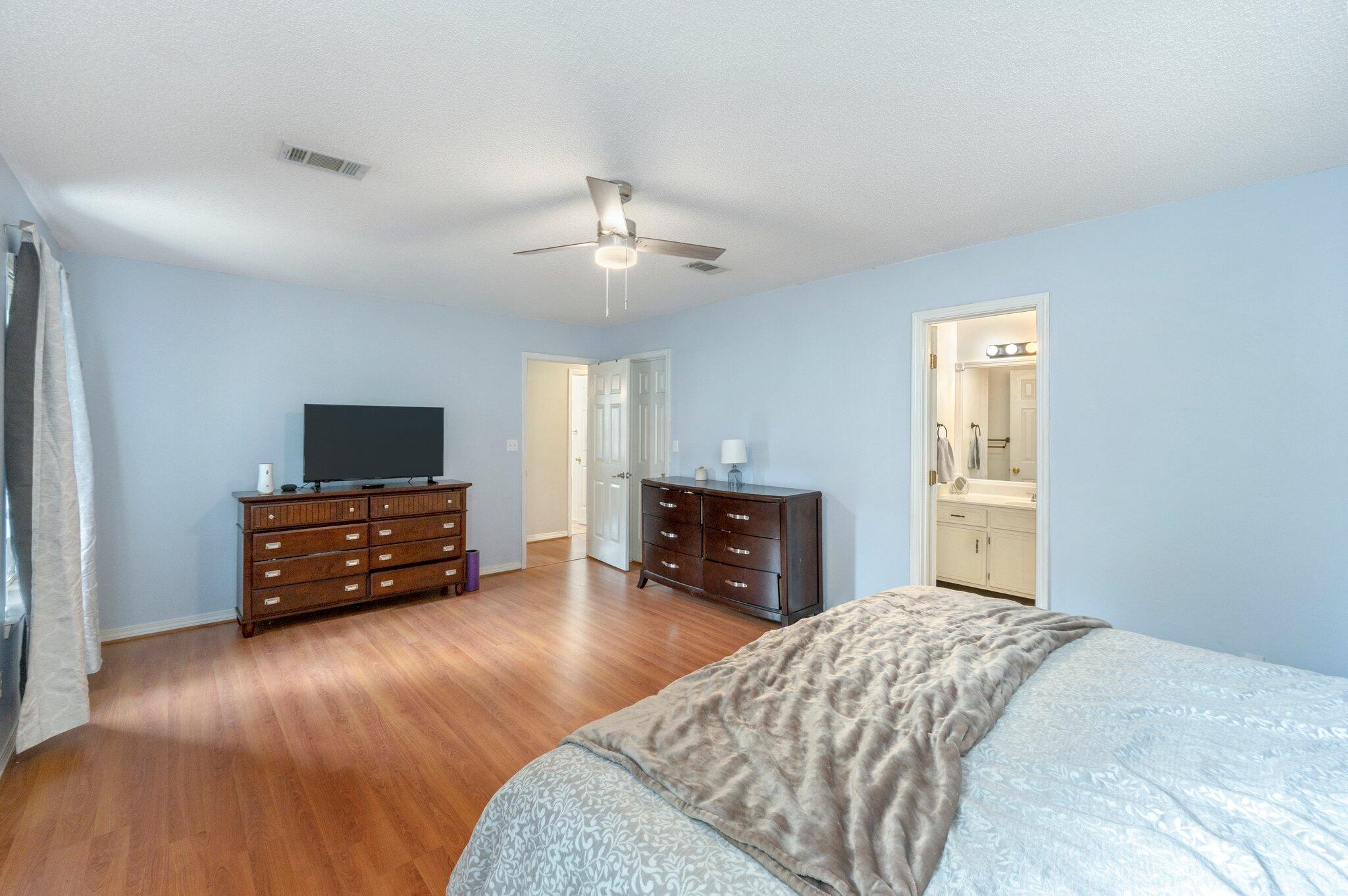 SHALIMAR COMMONS - Residential Lease