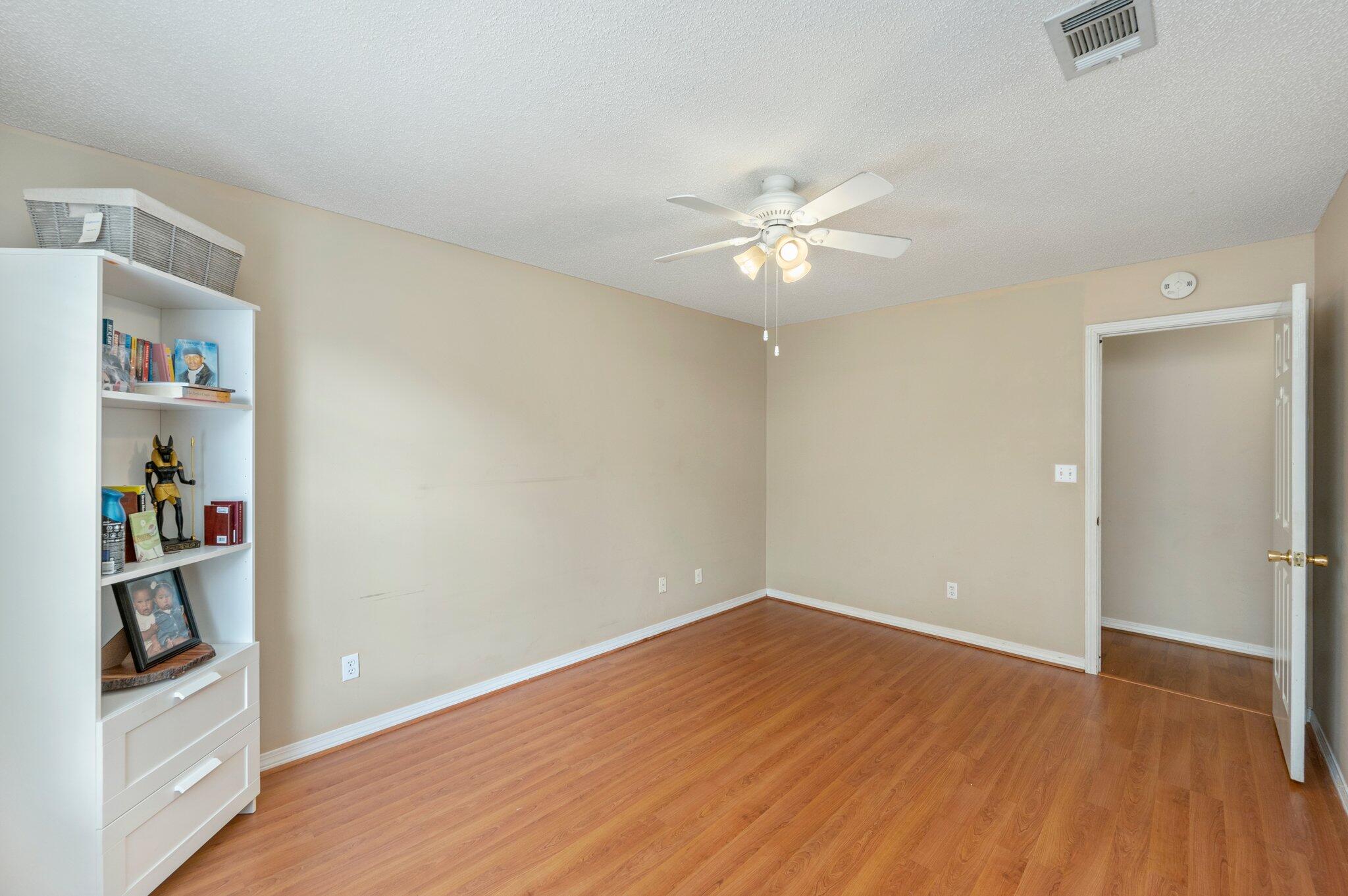 SHALIMAR COMMONS - Residential Lease