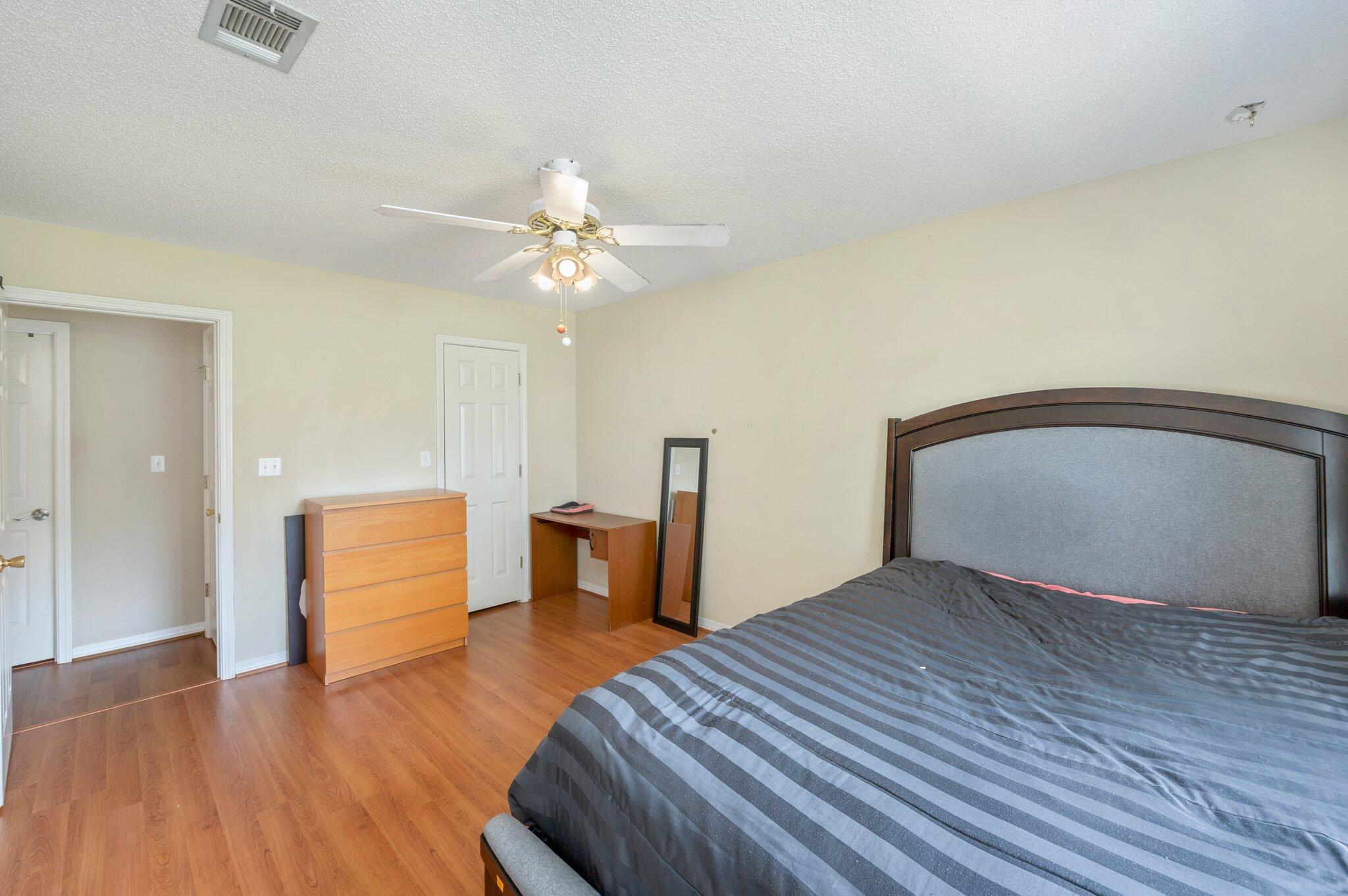 SHALIMAR COMMONS - Residential Lease