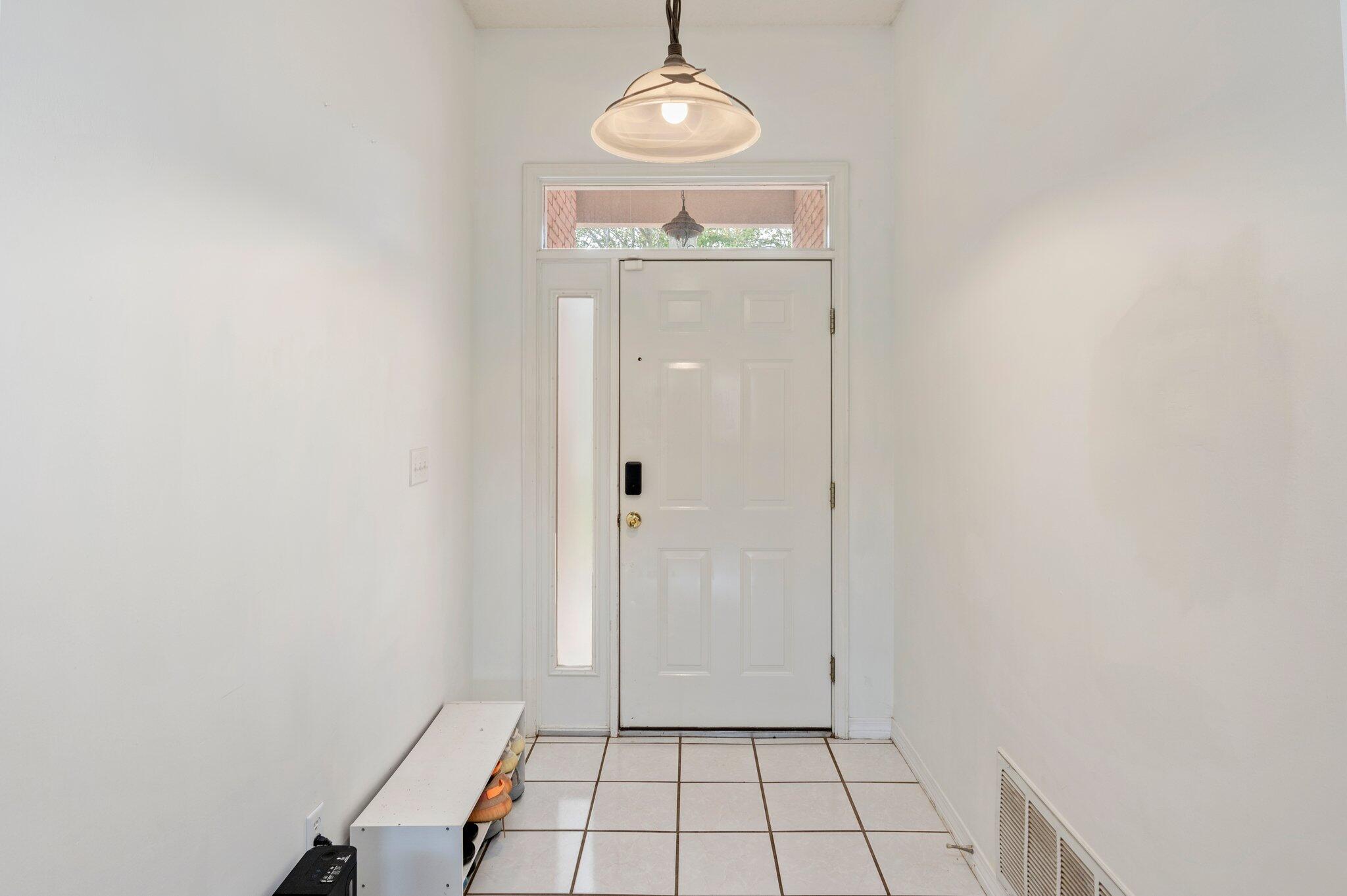 SHALIMAR COMMONS - Residential Lease