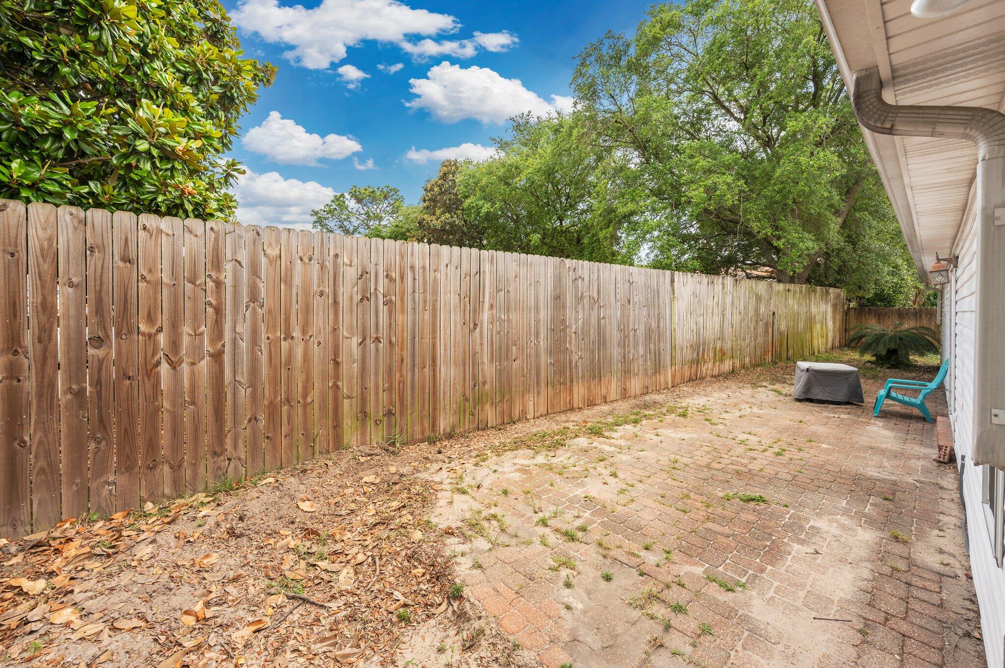 SHALIMAR COMMONS - Residential Lease