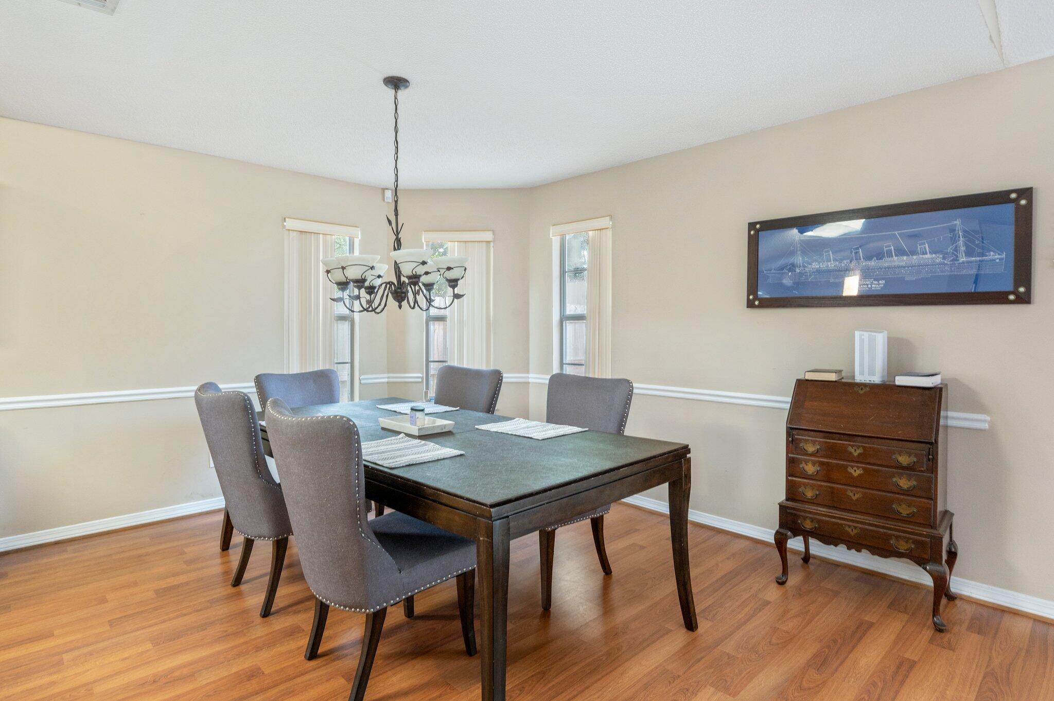 SHALIMAR COMMONS - Residential Lease