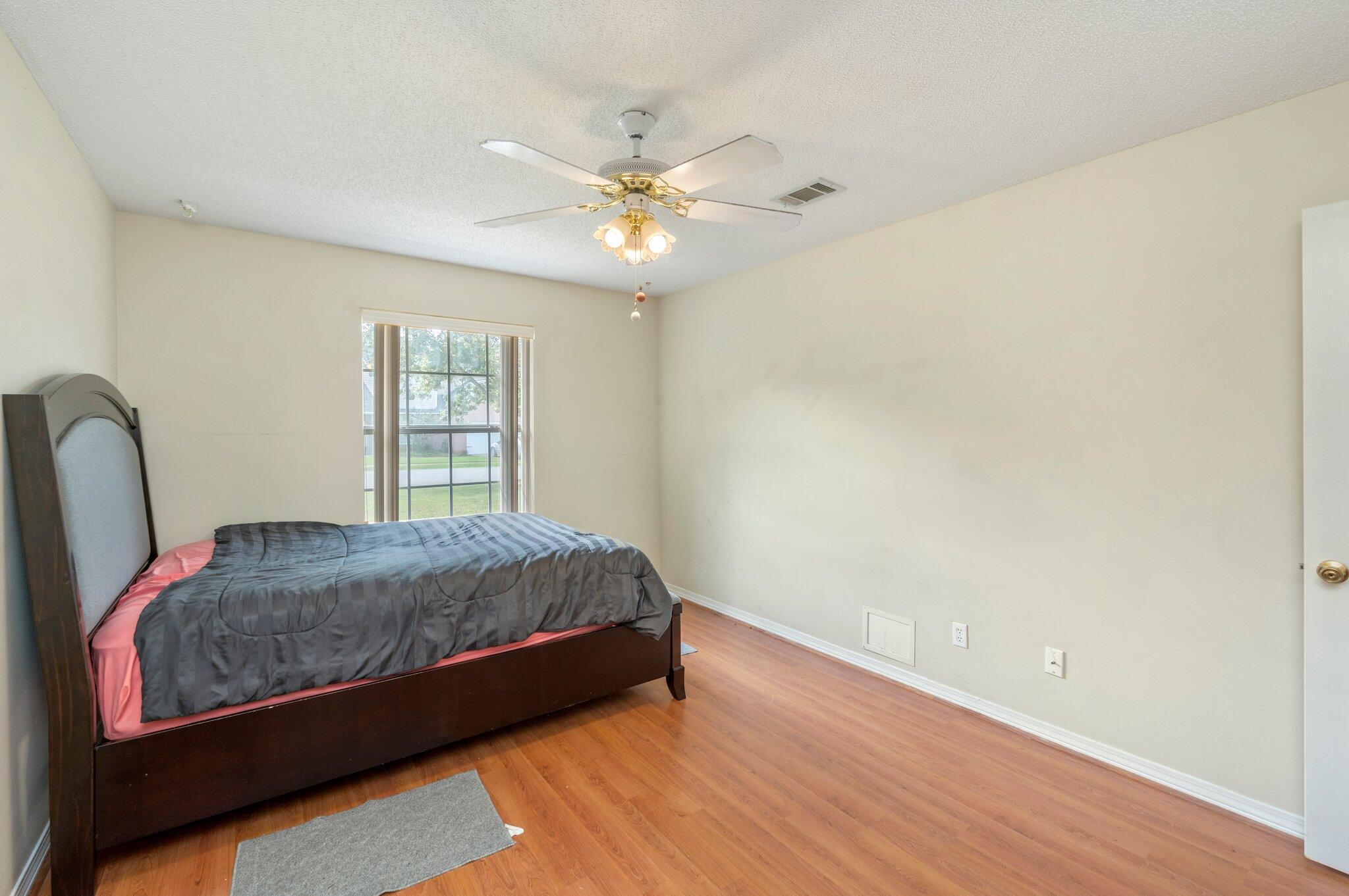 SHALIMAR COMMONS - Residential Lease