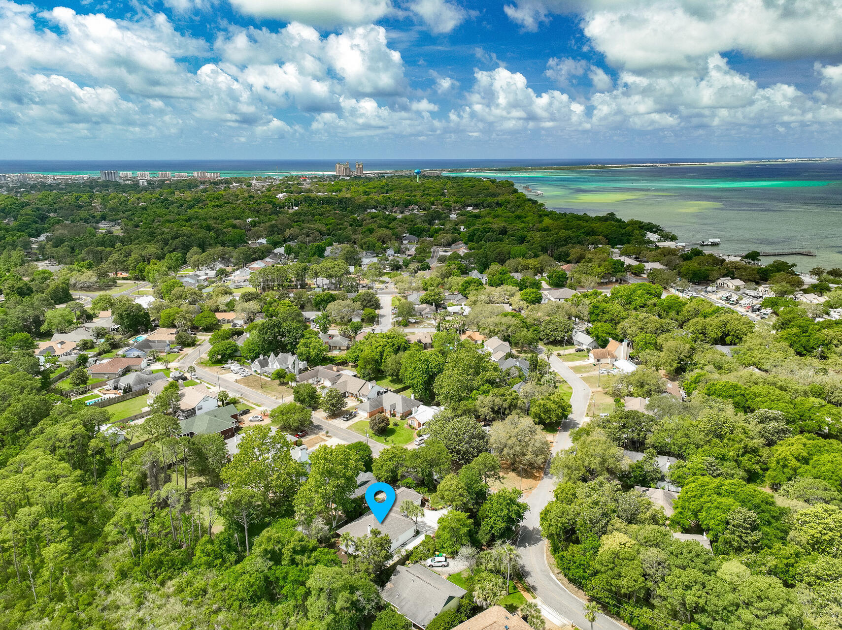 BAYVIEW MANOR - Residential