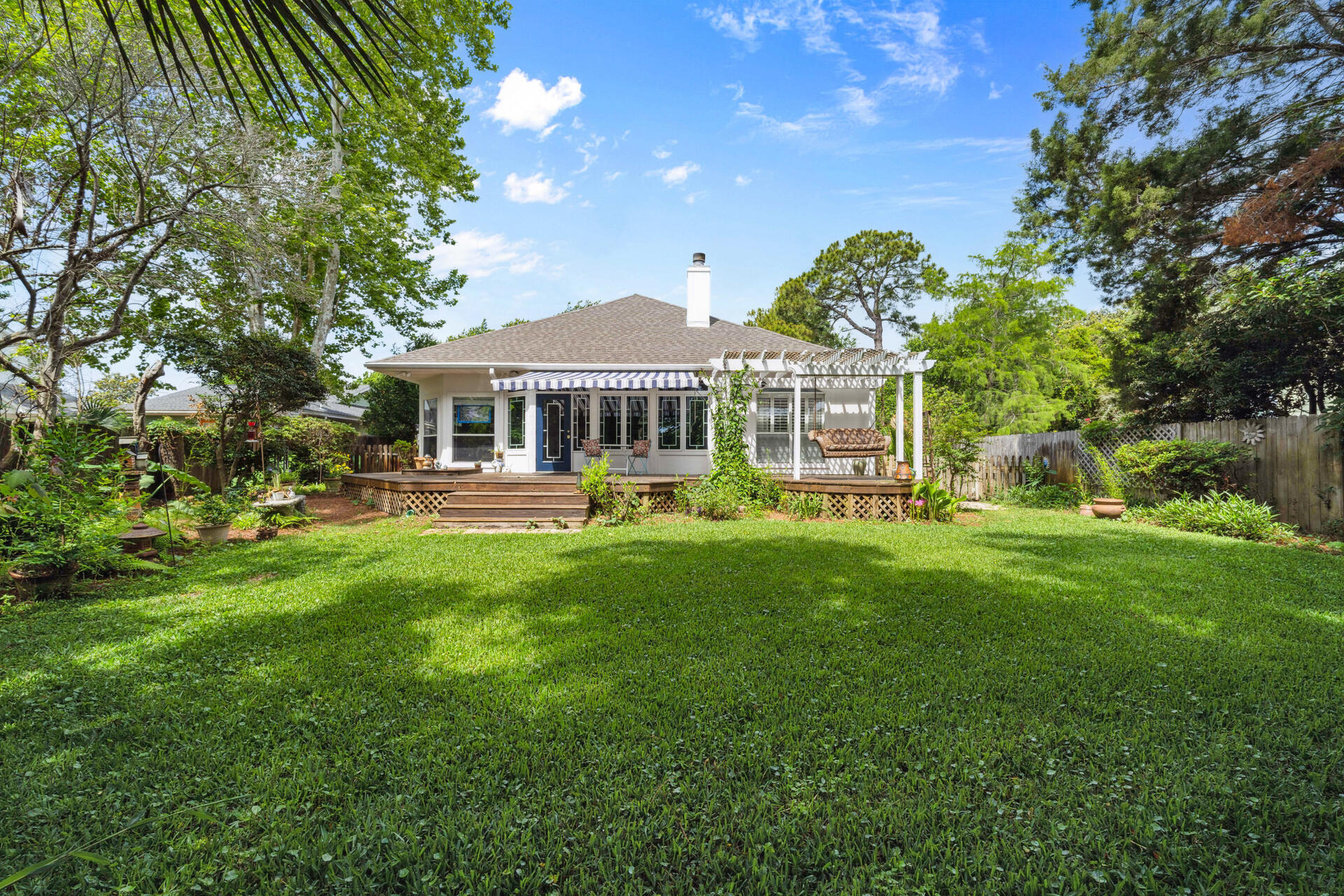 BAYVIEW MANOR - Residential