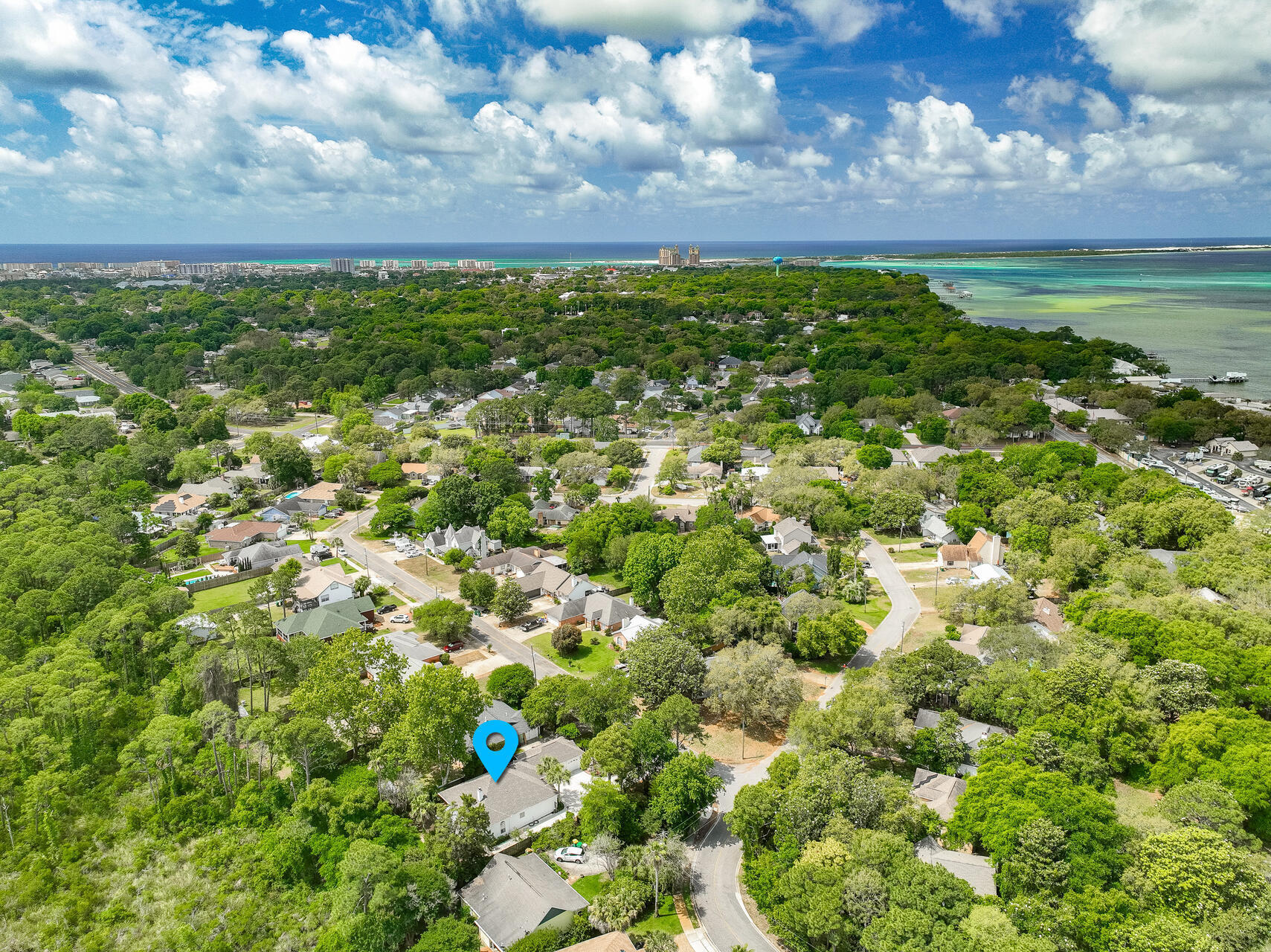 BAYVIEW MANOR - Residential