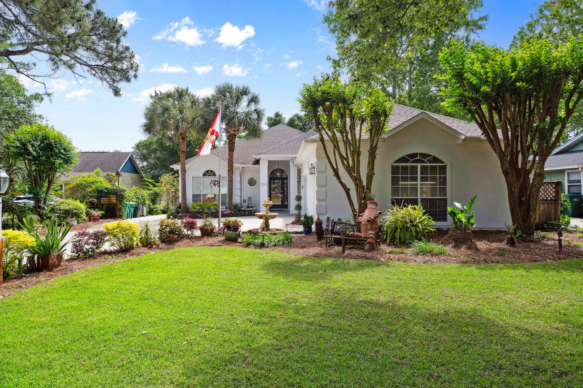 BAYVIEW MANOR - Residential