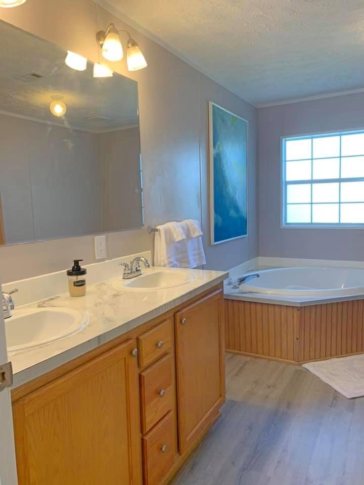 WREN ACRES - Residential