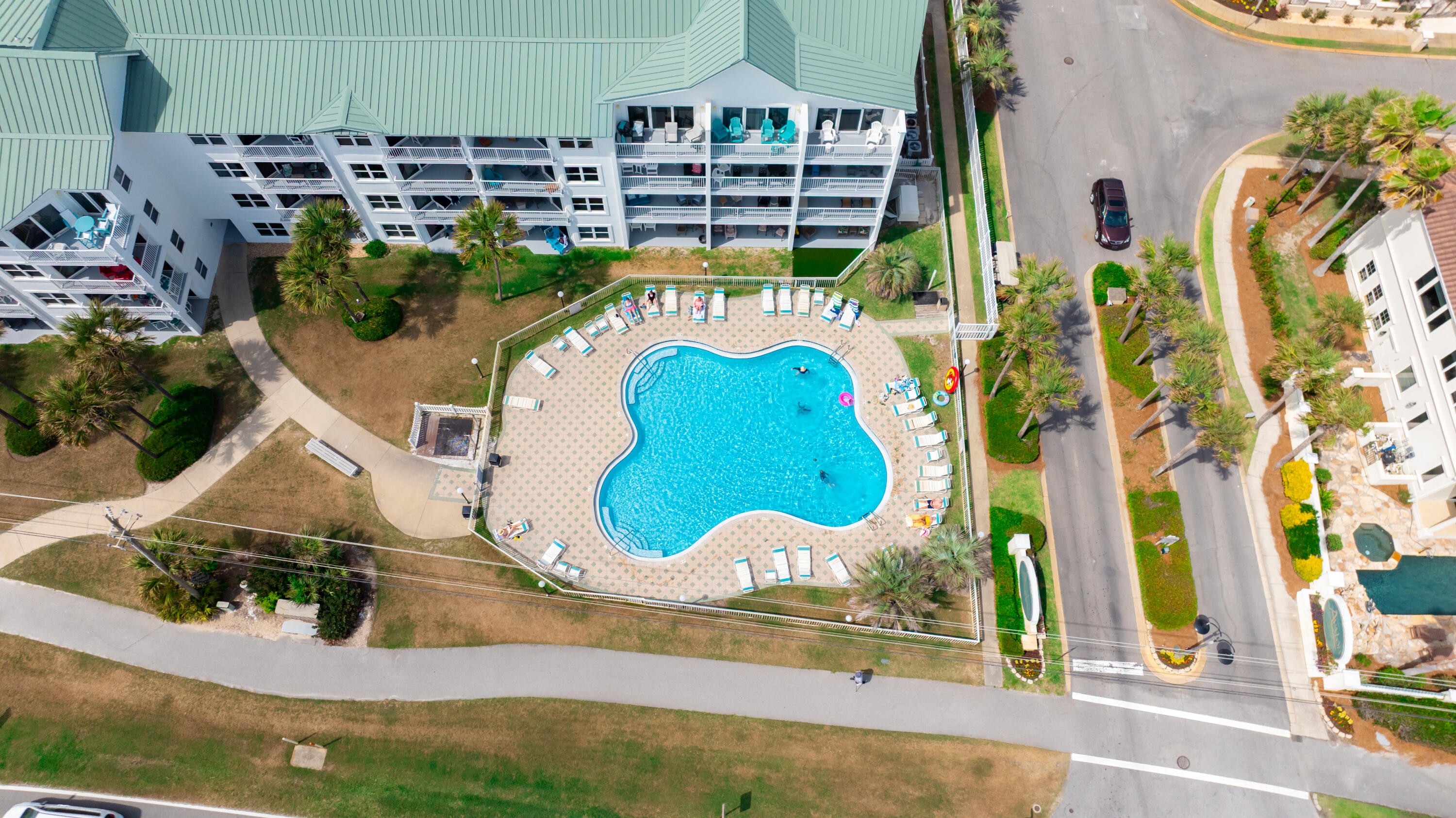 MARAVILLA CONDO 1 - Residential