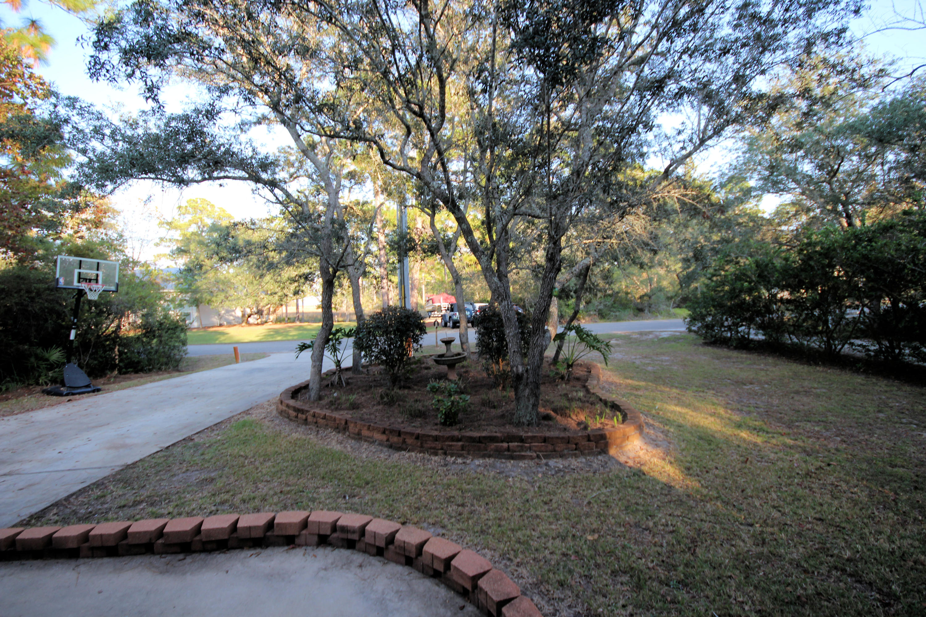 BAY PINE SHORES - Residential