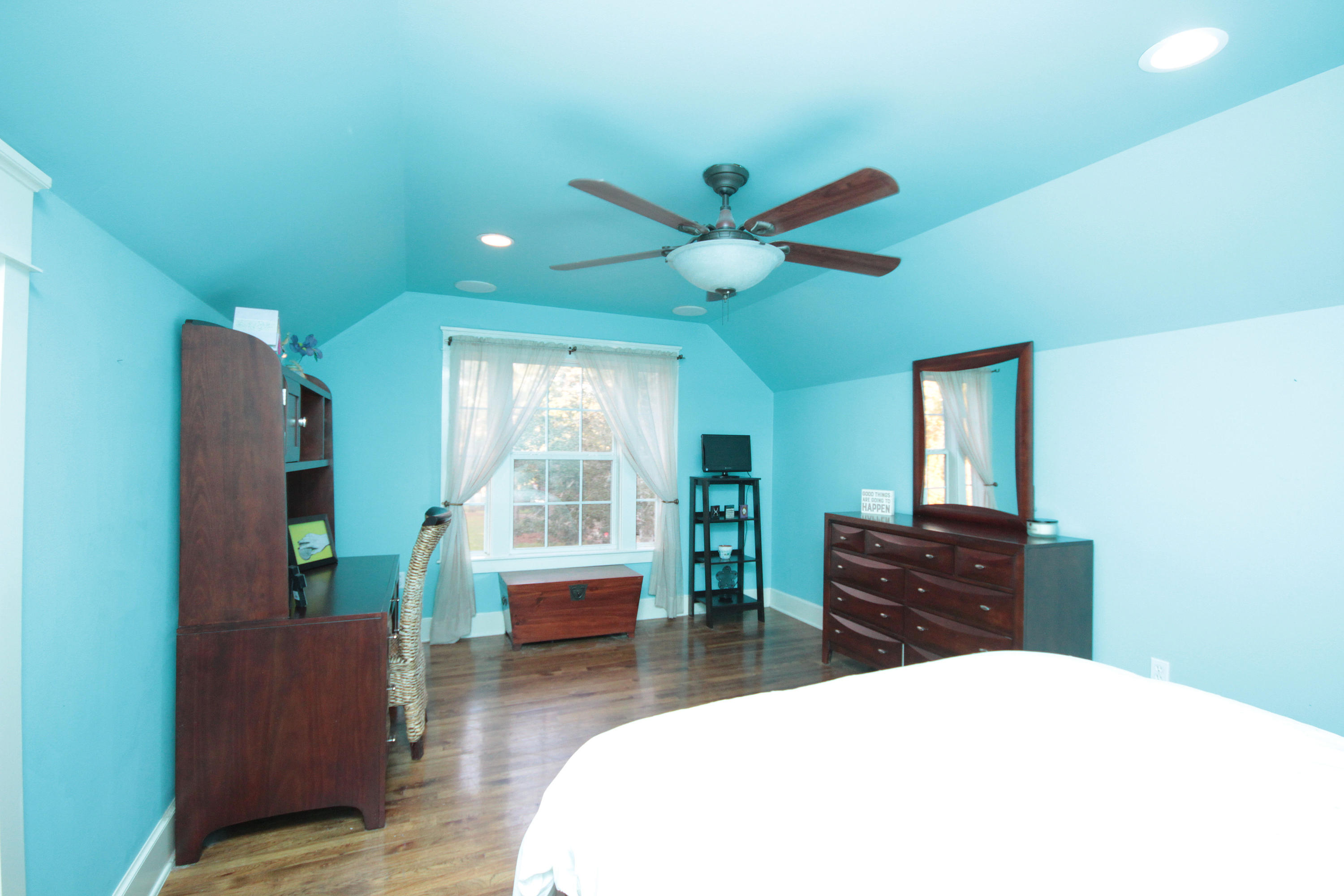 BAY PINE SHORES - Residential