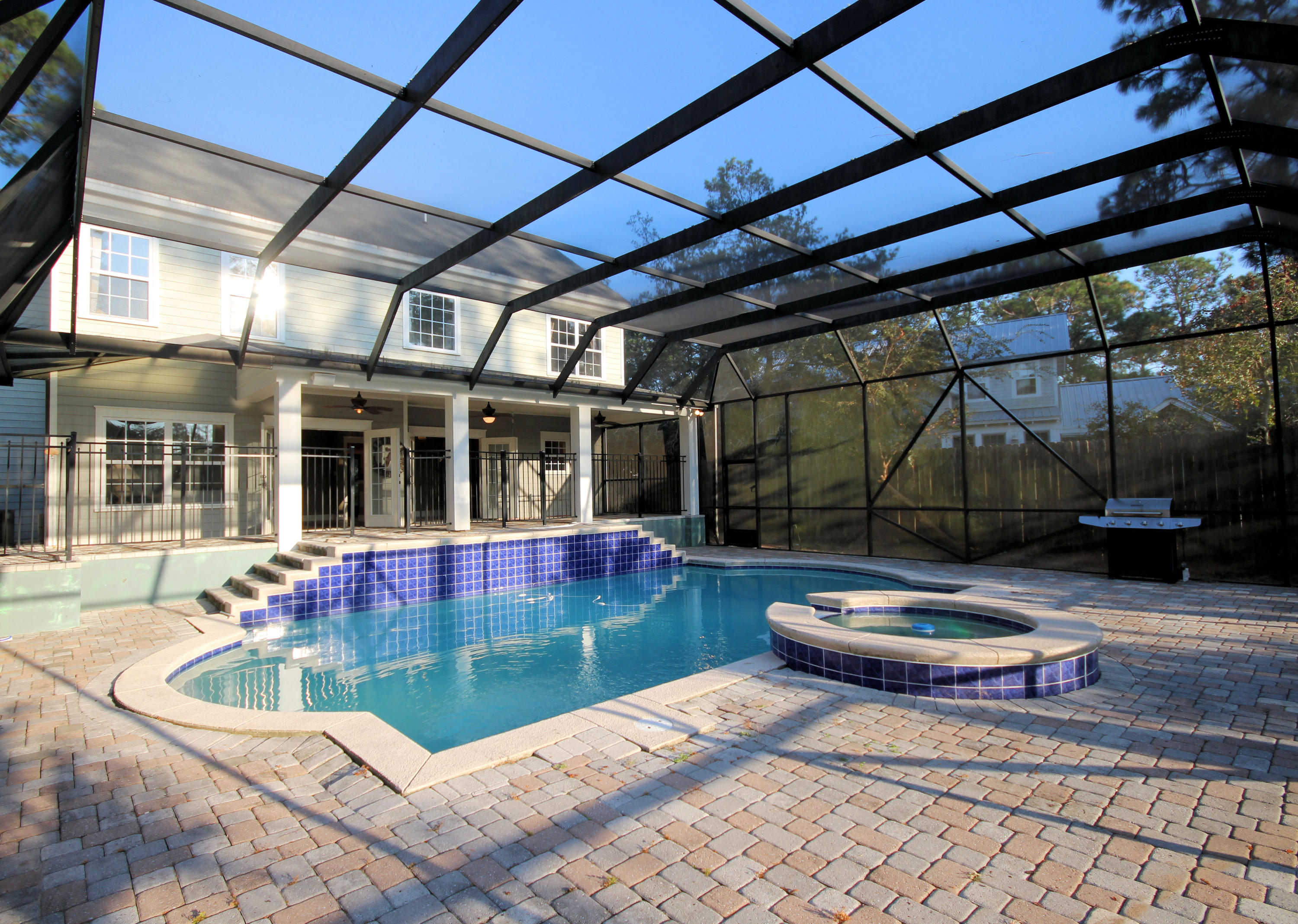 BAY PINE SHORES - Residential