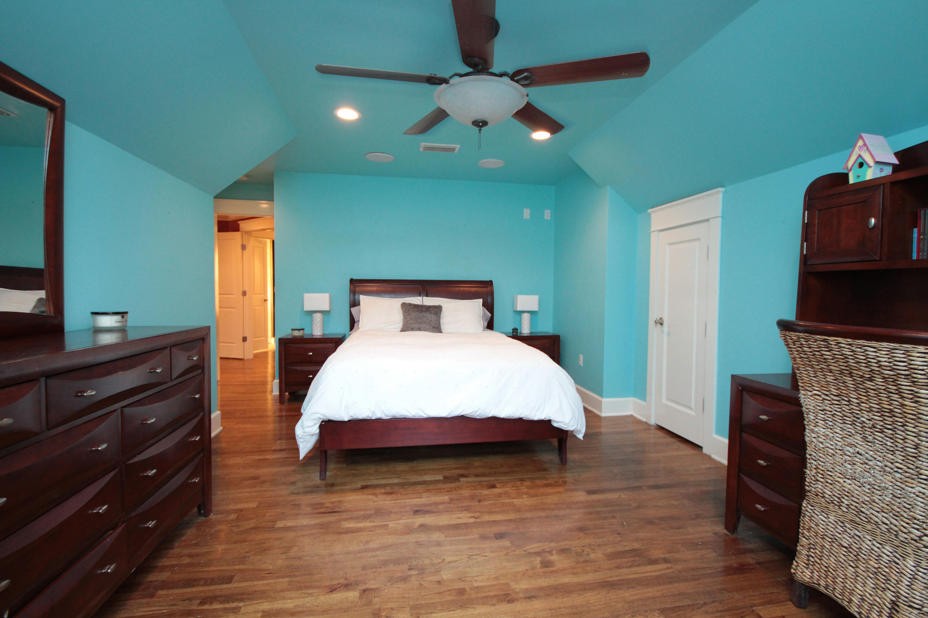 BAY PINE SHORES - Residential