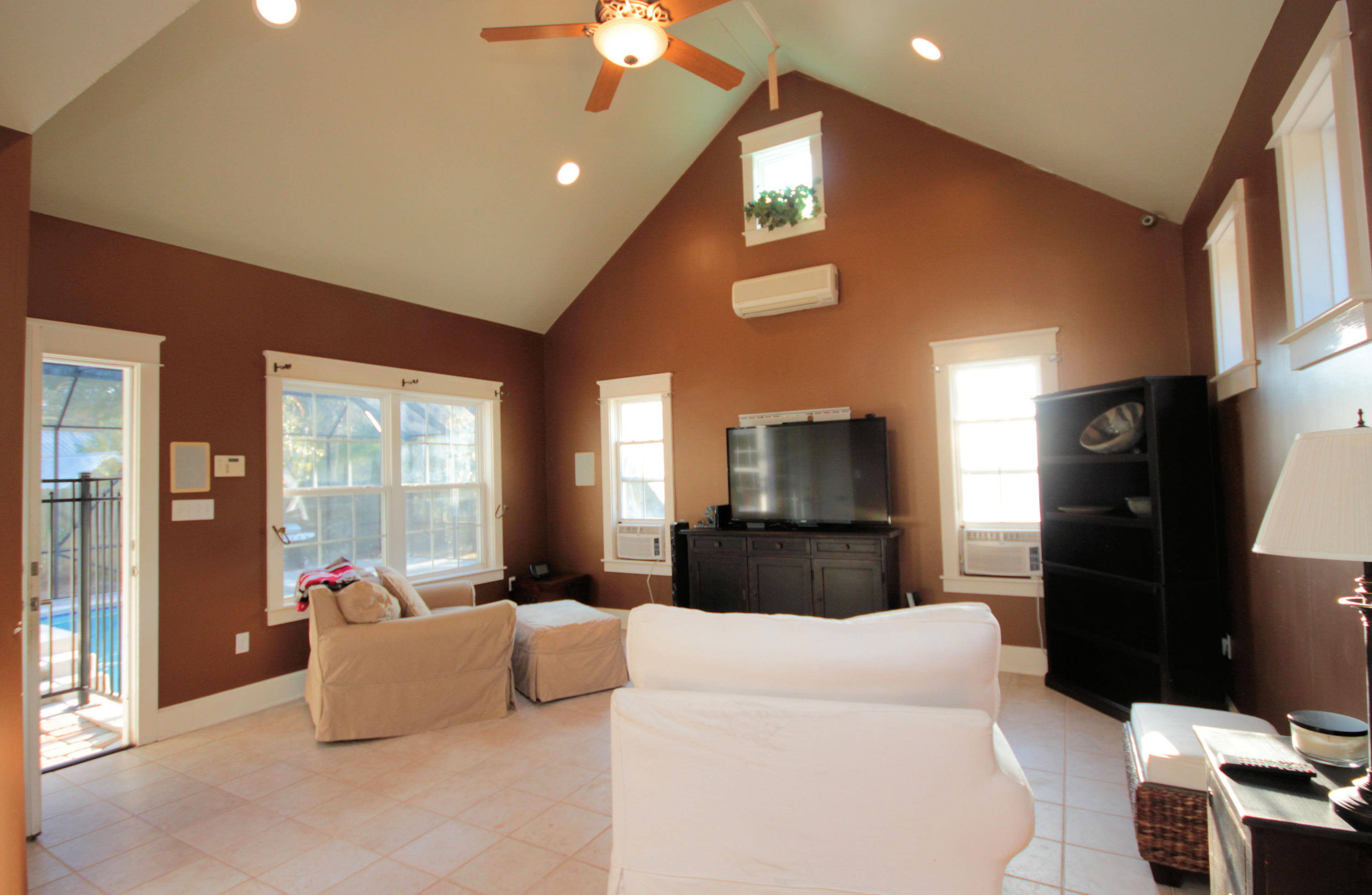 BAY PINE SHORES - Residential