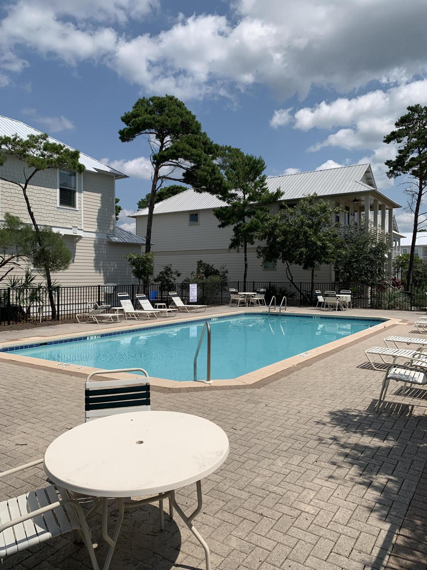 SHADOW PINES - Residential