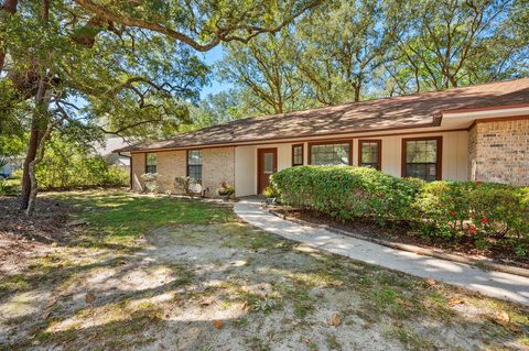 A home in Niceville