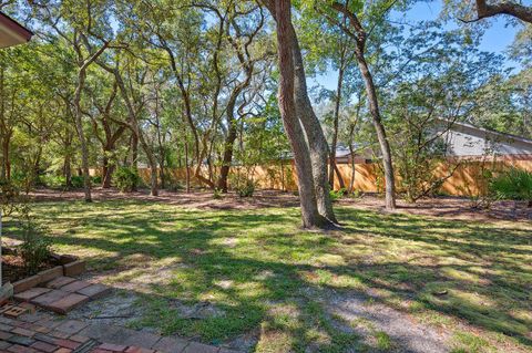 A home in Niceville