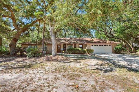 A home in Niceville