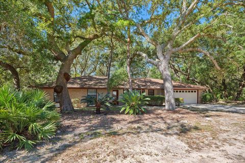 A home in Niceville