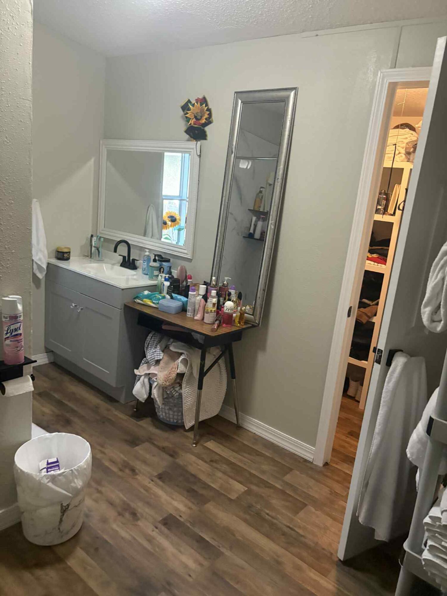 OAKWOOD LAKES ESTATES - Residential