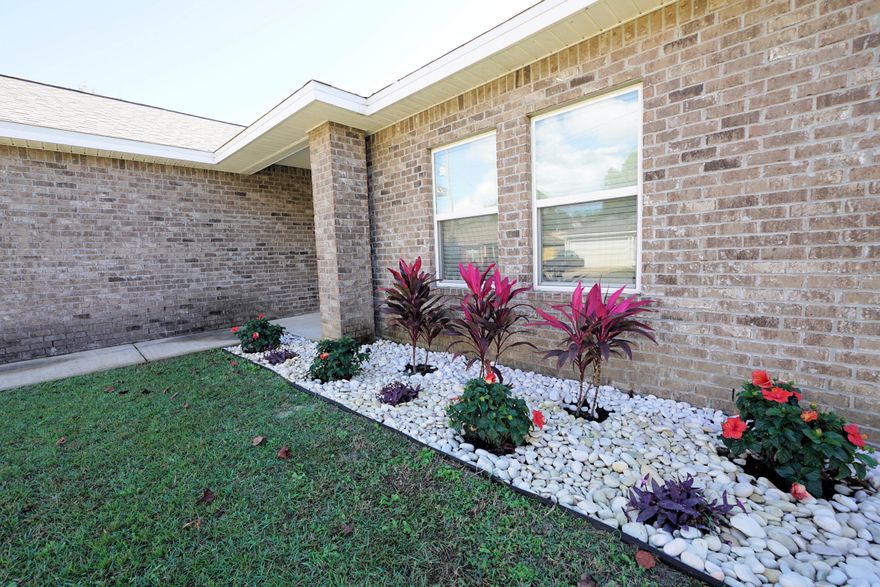 SELLER OFFERING 5K TOWARD BUYERS CLOSING COSTS!! Close to HURLBURT FIELD and the Beautiful Emerald Coast Beaches! The Love and Care put into this home shows from the Curb Appeal to the Wide Open Interior Spaces with Fresh Paint throughout. The Owner's Suite features Double Vanity, Dual Shower (yes!) and 2 Walk-In Closets. The additional Bedrooms, located on the other side of home, are unusually large and feature great storage as well. The well thought out Kitchen has loads of cabinets and a Window at the SINK!! Love that. Large Laundry Room with additional Pantry space. Oversized Garage with Attic access. Covered Patio. Huge Privacy Fenced Backyard with Room for a Pool. Irrigation System for ease of Landscaping or Veggie Garden. Truly a Stand-Out place to call HOME! Must See!