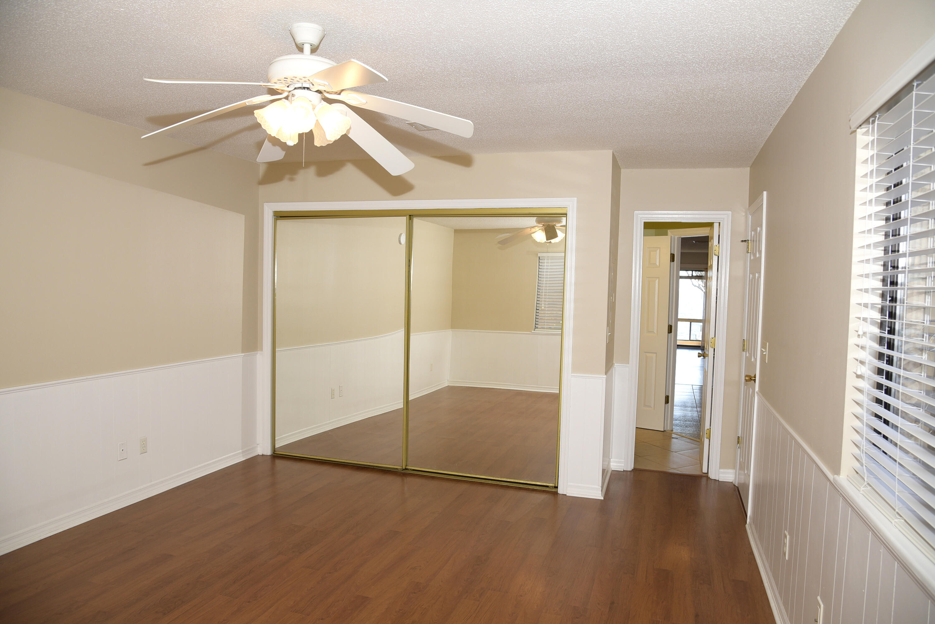 WATER OAKS 4 T/H - Residential Lease