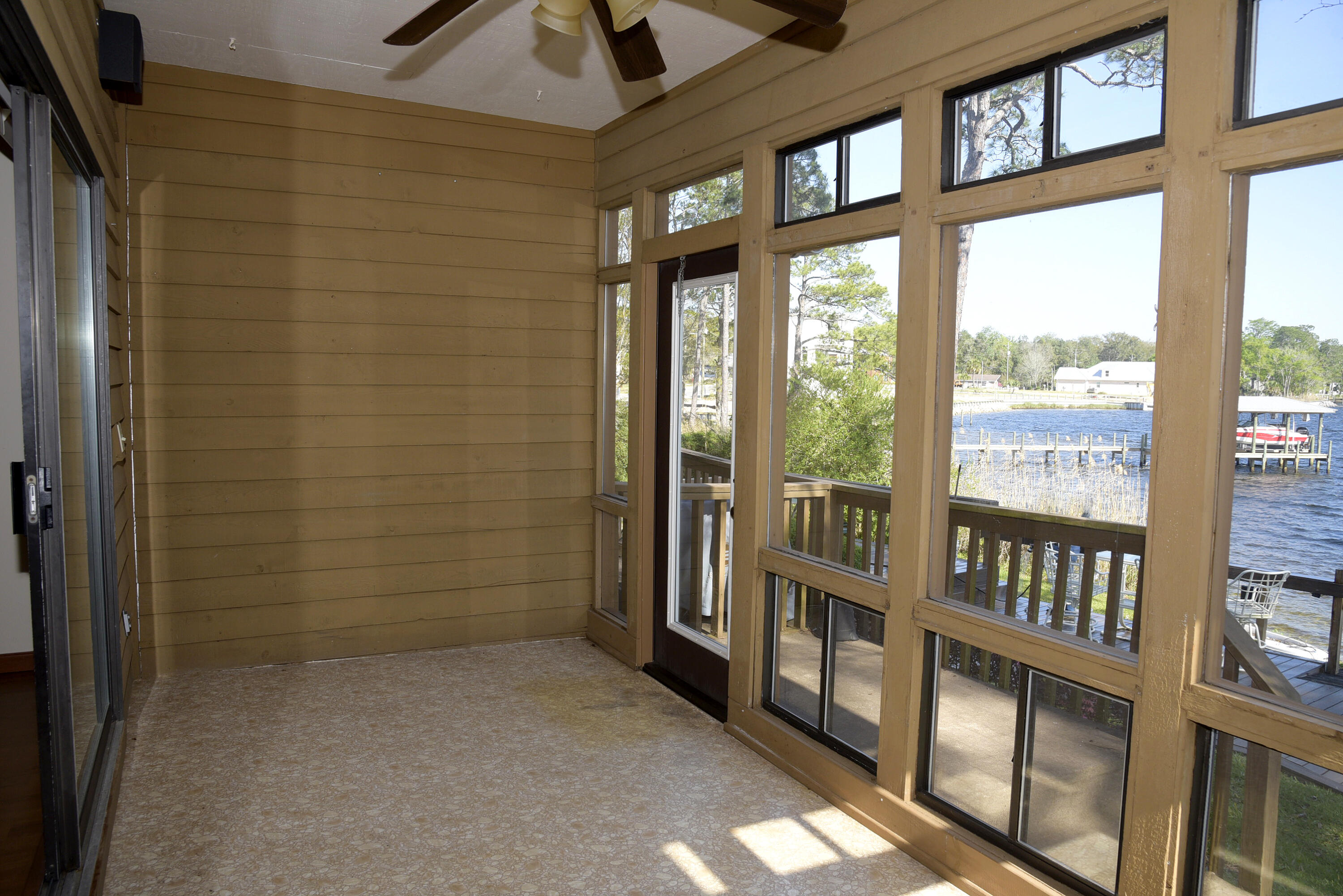 WATER OAKS 4 T/H - Residential Lease