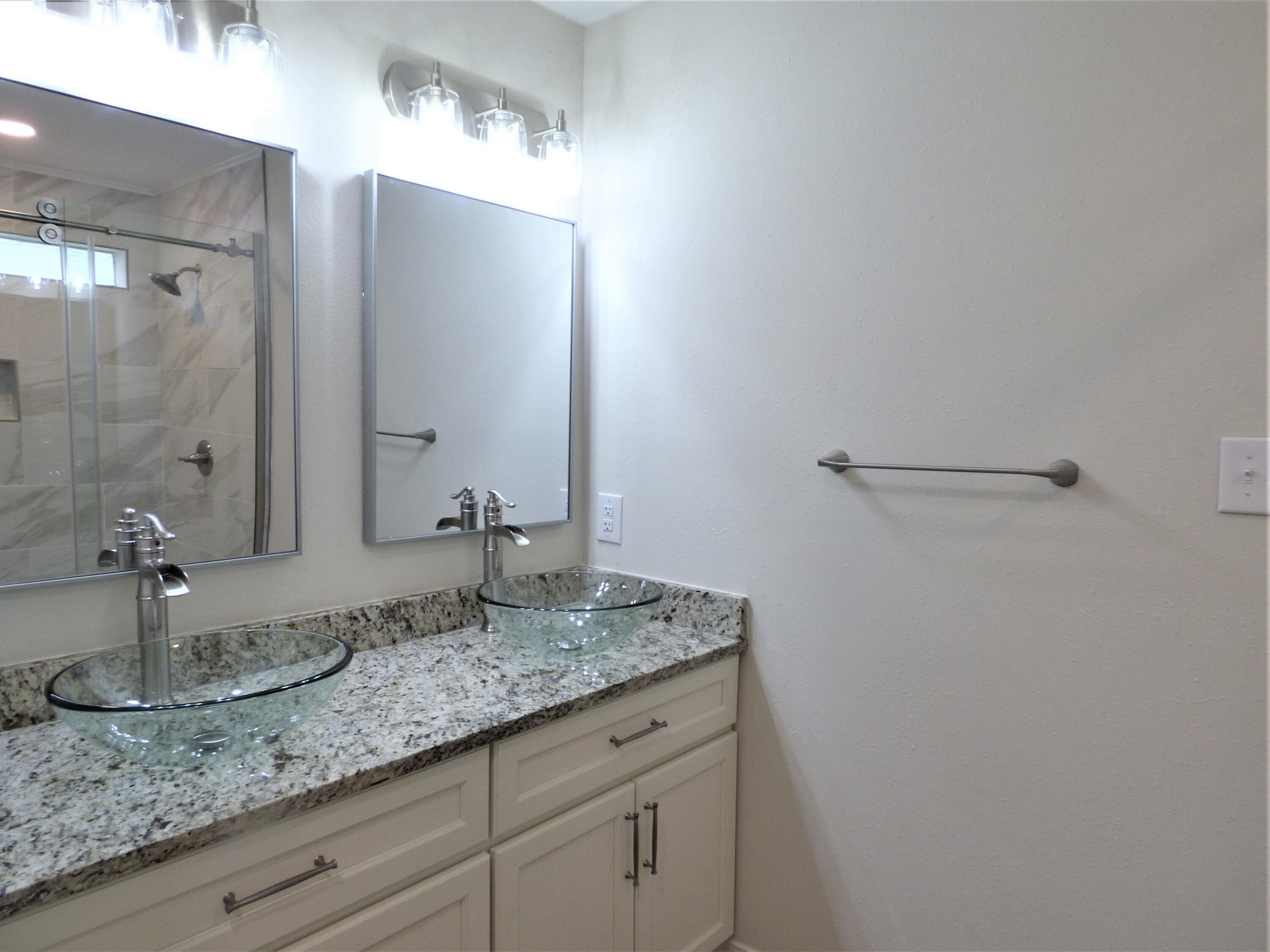 SHADOW LAKES - Residential