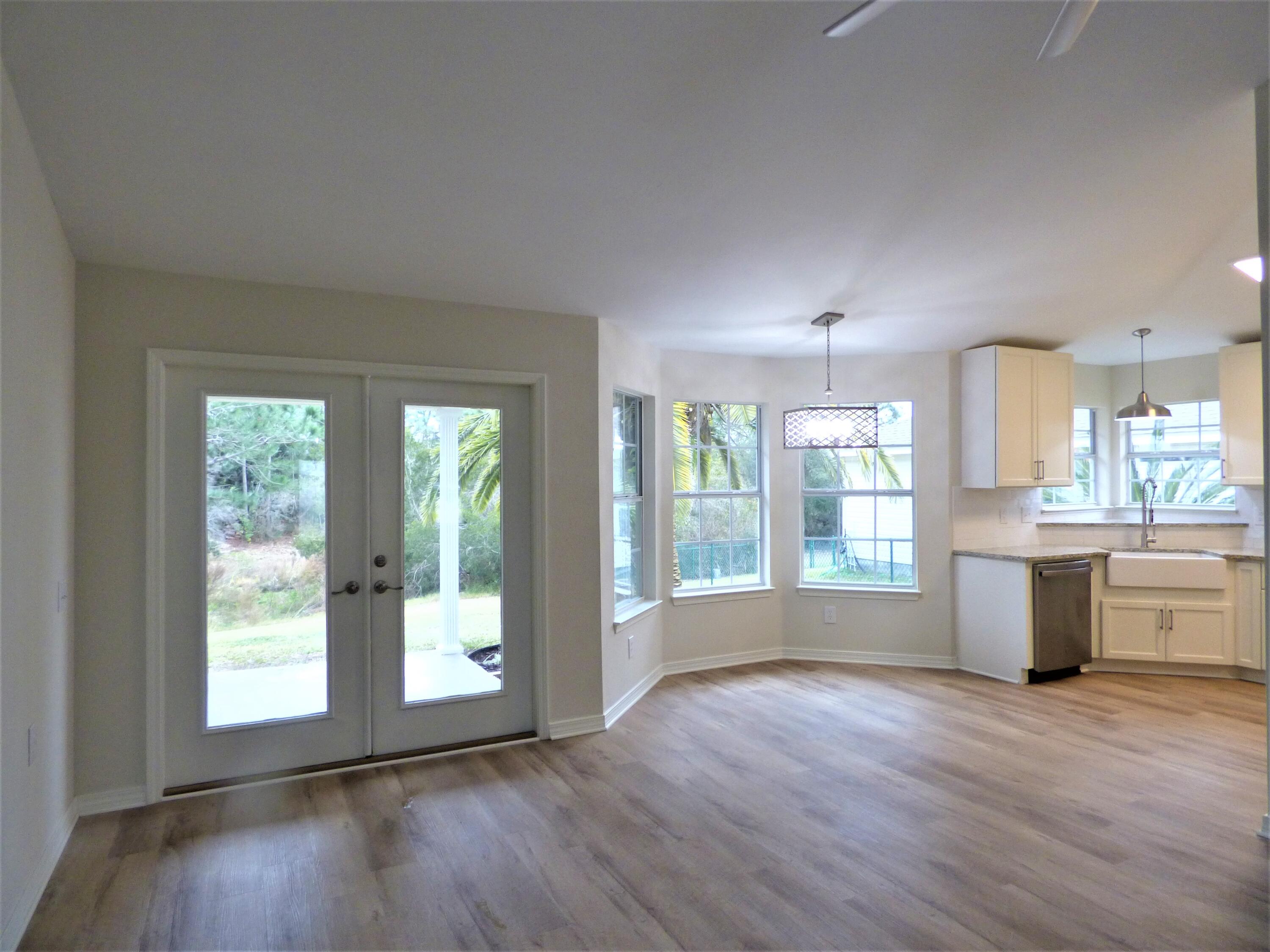 SHADOW LAKES - Residential