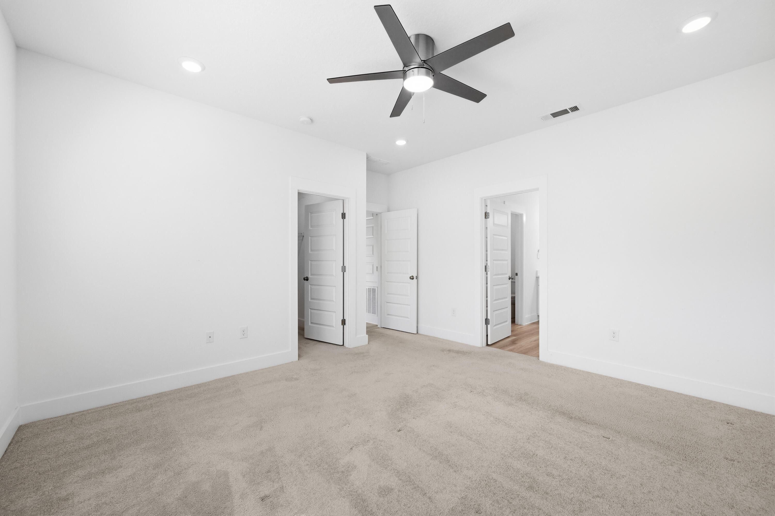 MAGNOLIA CREEK PHASE 1 - Residential