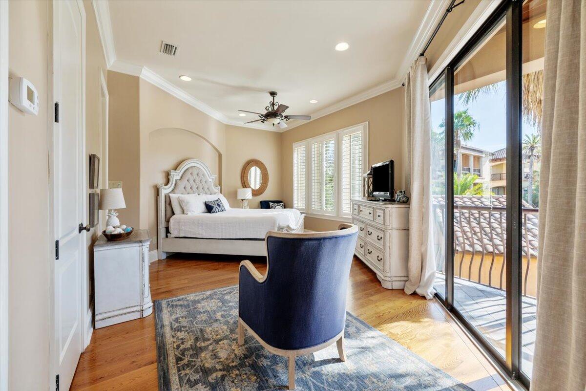 SAINT TROPEZ - Residential