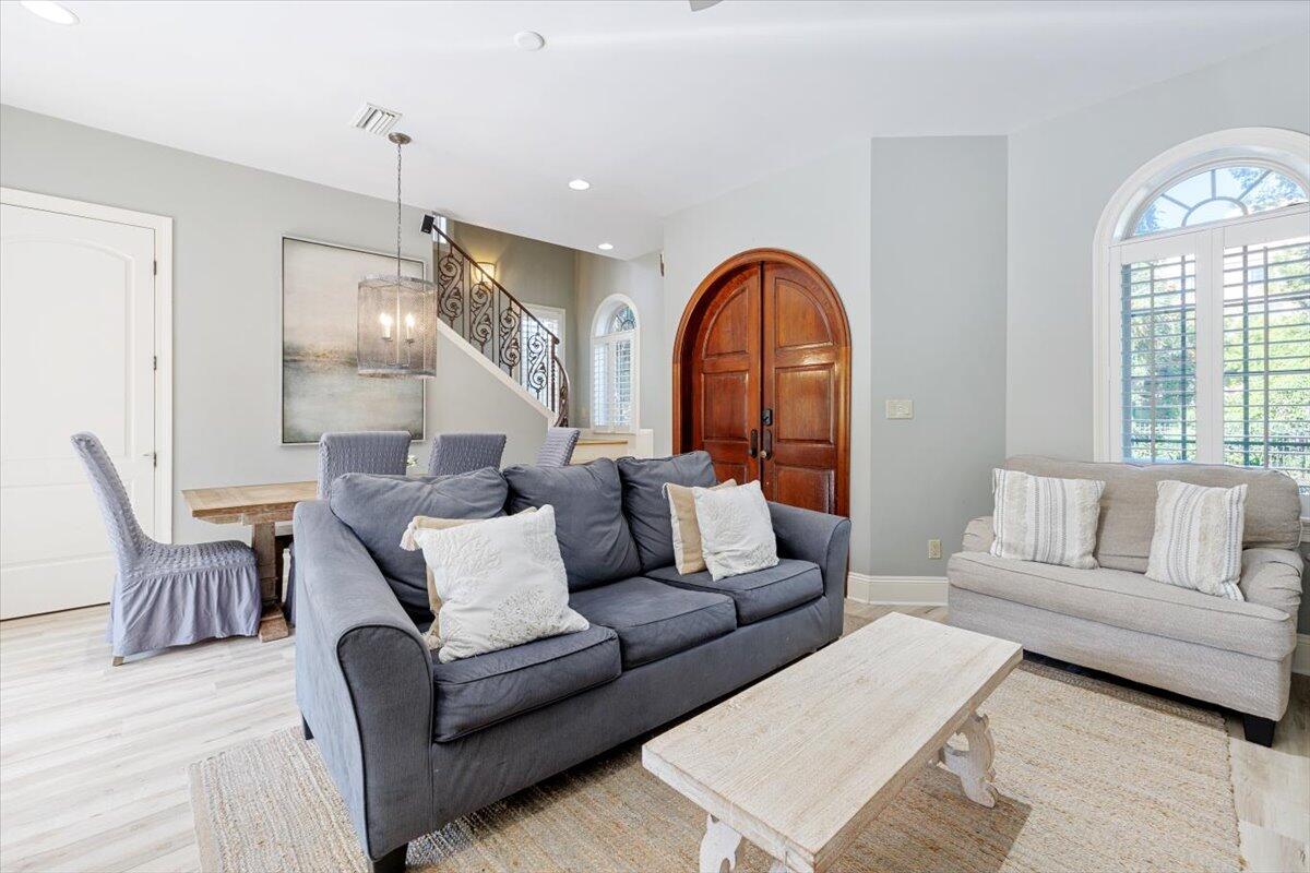 SAINT TROPEZ - Residential