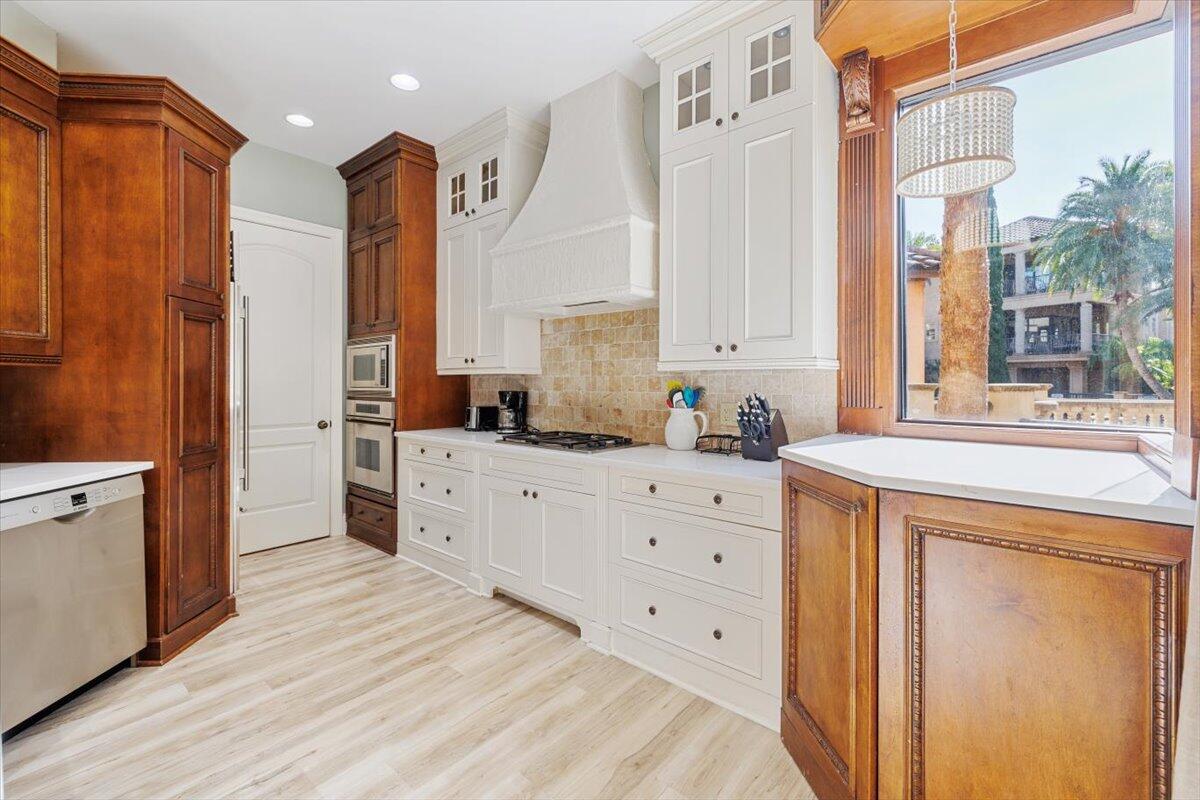 SAINT TROPEZ - Residential