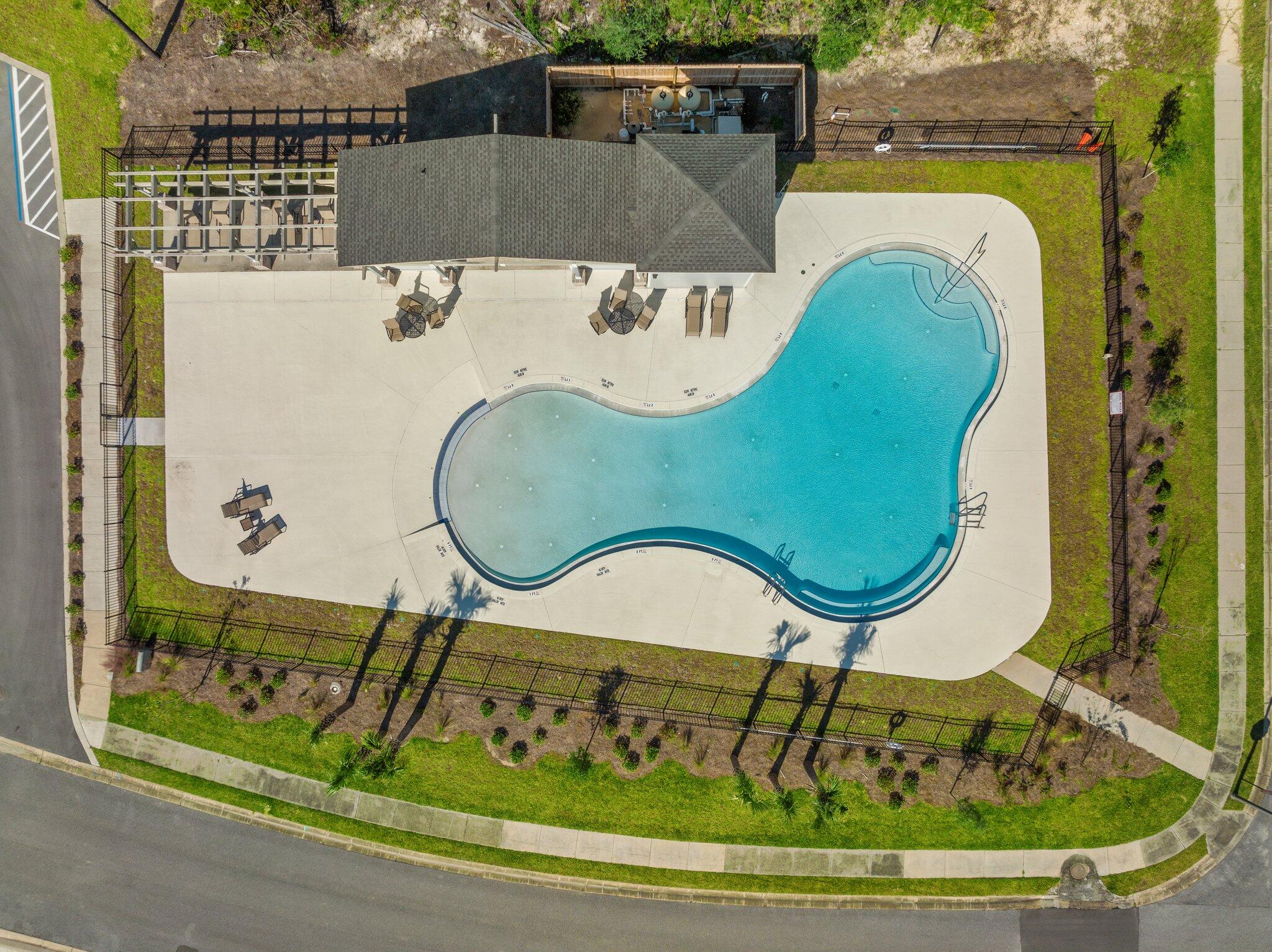CROSS CREEK - Residential Lease